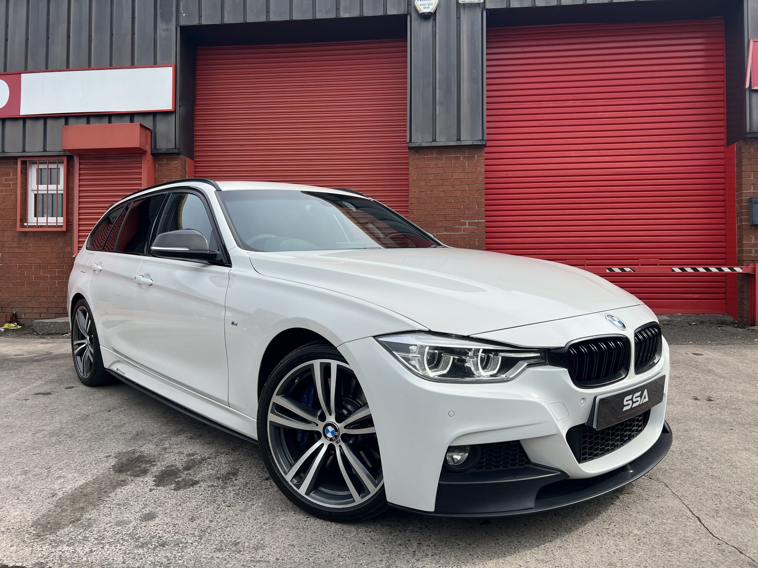 2017 BMW 330d M Sport xDrive Touring *PRONAV-HK SOUND-M SPORT PLUS-CARBON INTERIOR-LOADED* Auto