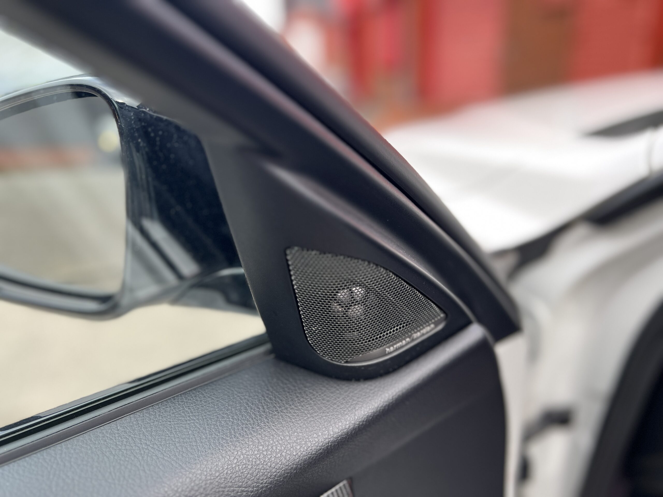 2017 BMW 330d M Sport xDrive Touring *PRONAV-HK SOUND-M SPORT PLUS-CARBON INTERIOR-LOADED* Auto