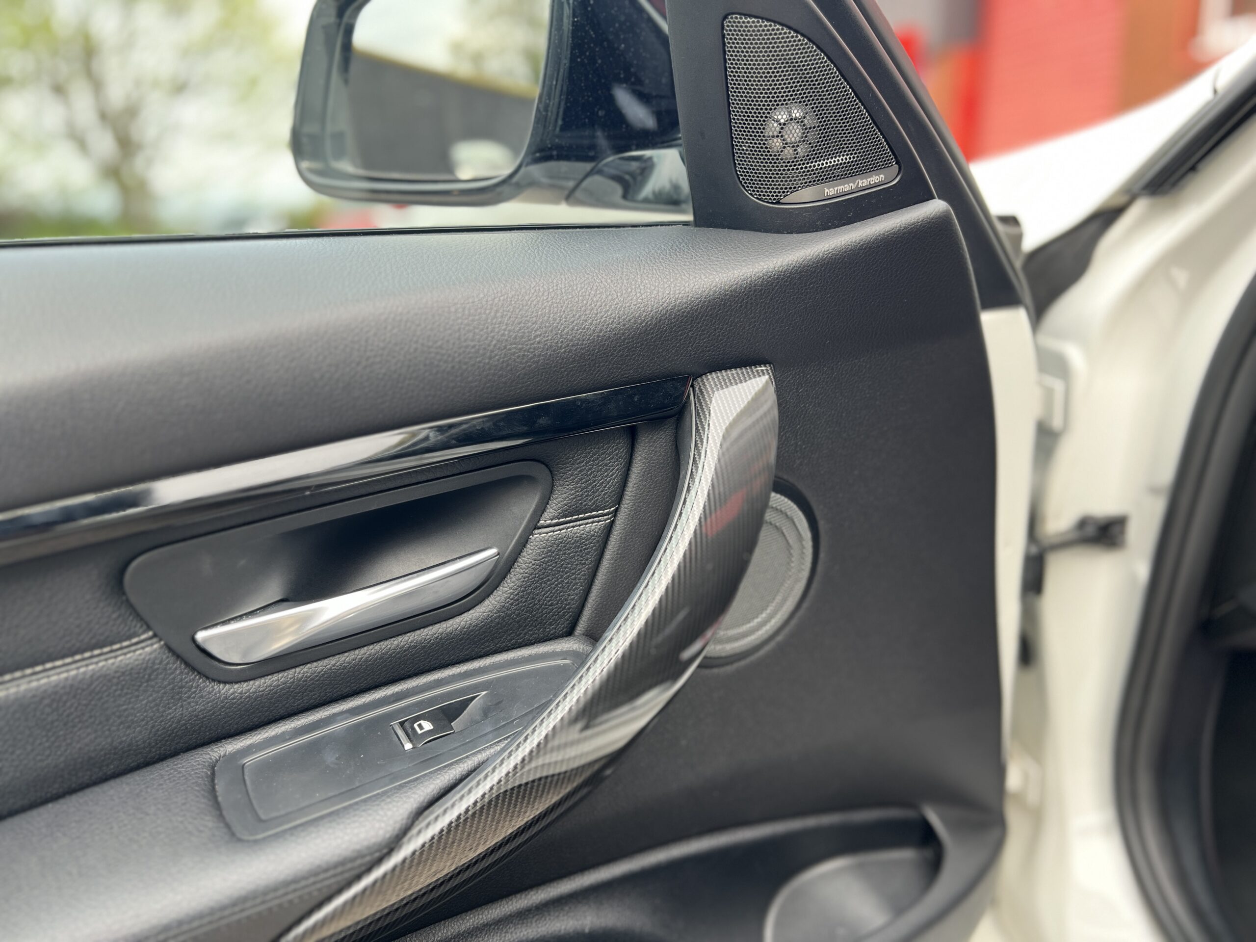 2017 BMW 330d M Sport xDrive Touring *PRONAV-HK SOUND-M SPORT PLUS-CARBON INTERIOR-LOADED* Auto