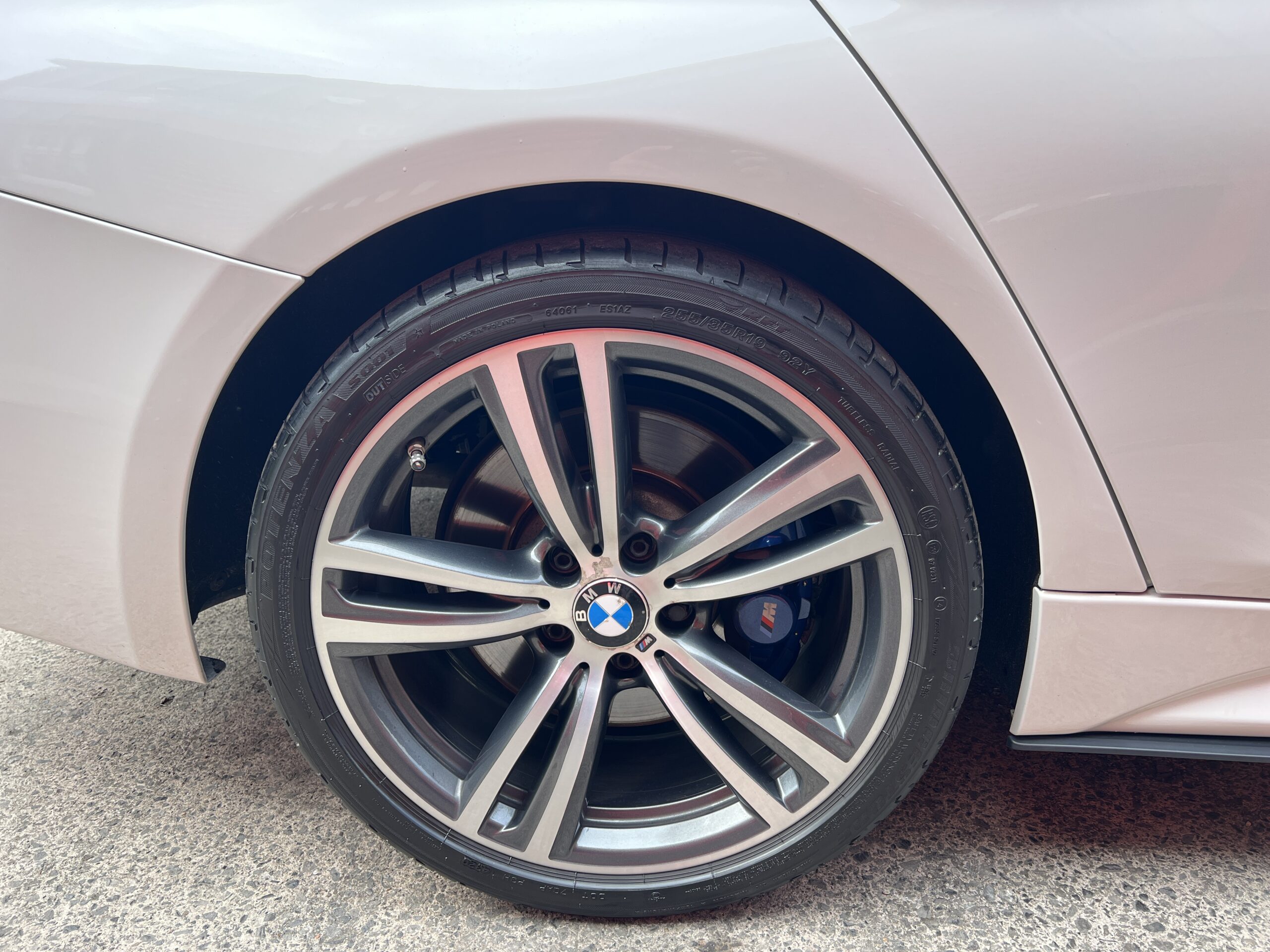 2017 BMW 330d M Sport xDrive Touring *PRONAV-HK SOUND-M SPORT PLUS-CARBON INTERIOR-LOADED* Auto