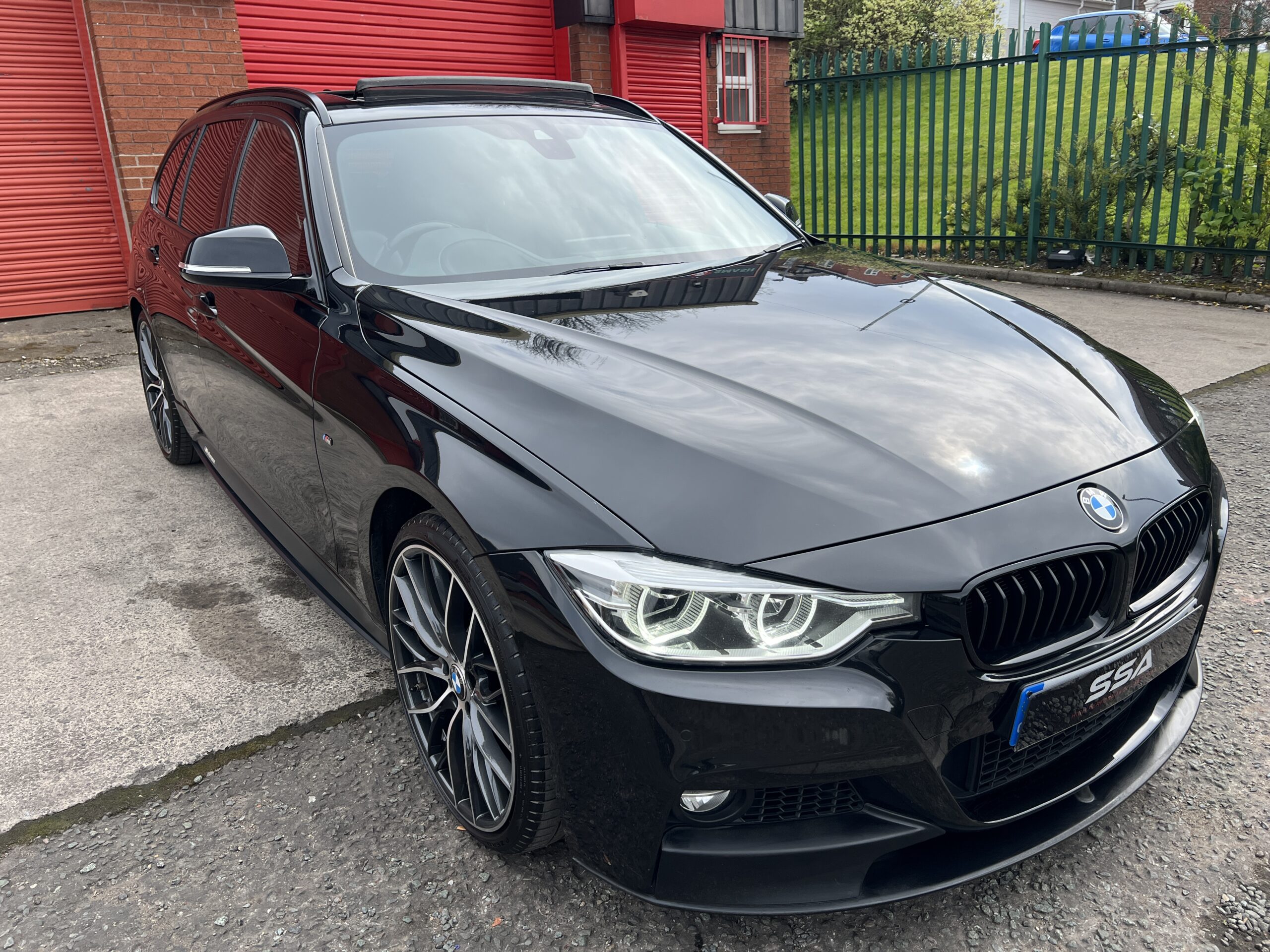 2017 BMW 335d M Sport XDrive Touring *PANROOF-HK-HEADS UP DISPLAY-M KIT* Auto