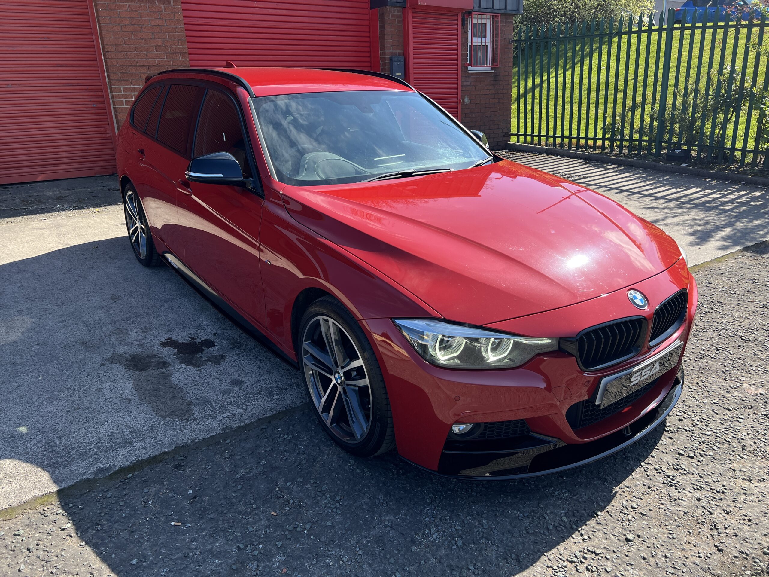 2018 BMW 330d Shadow Edition M Sport xDrive Touring *HEATED STEERING-HUD-PRONAV-HK-M SPORT+* Auto