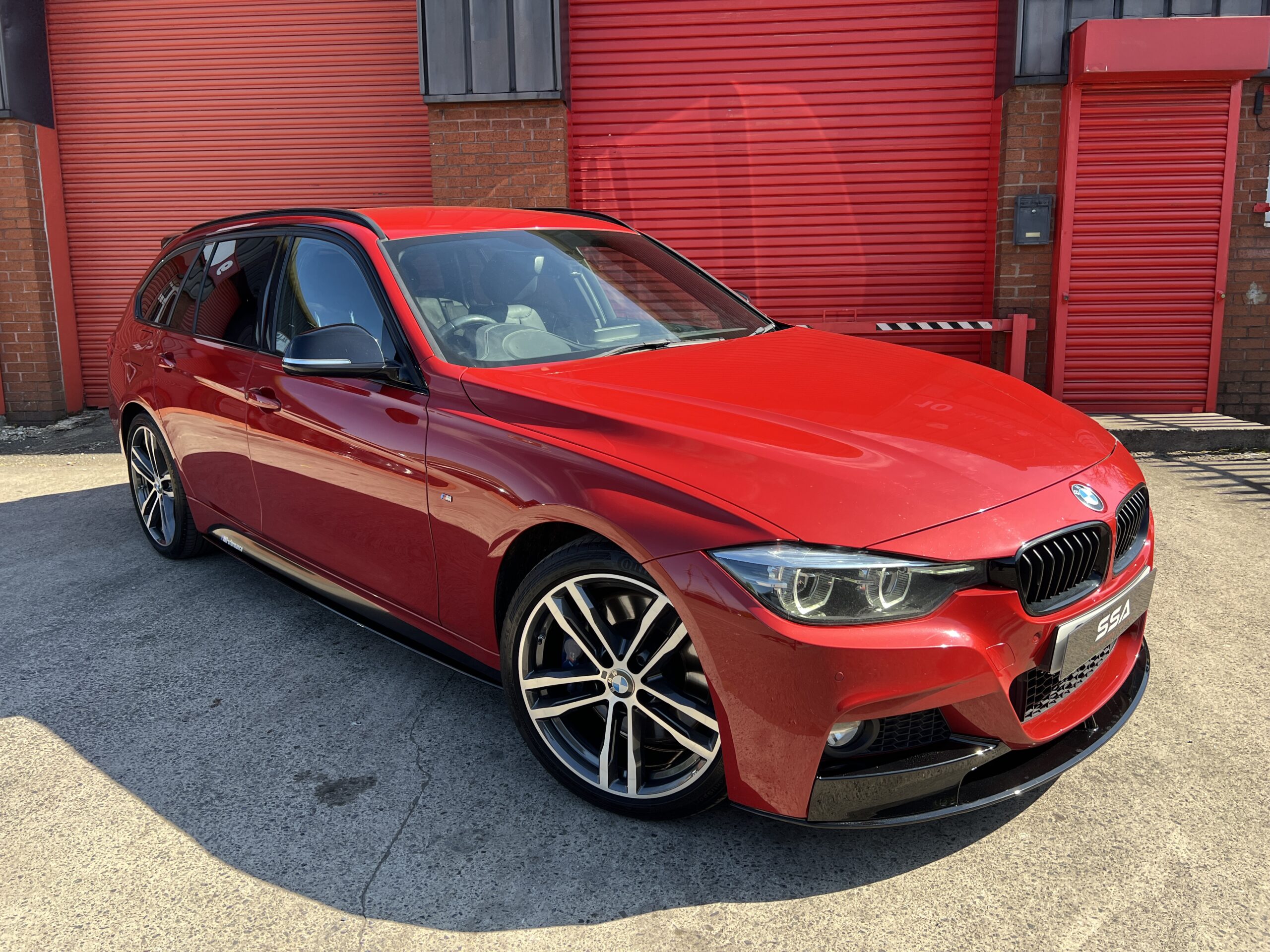 2018 BMW 330d Shadow Edition M Sport xDrive Touring *HEATED STEERING-HUD-PRONAV-HK-M SPORT+* Auto