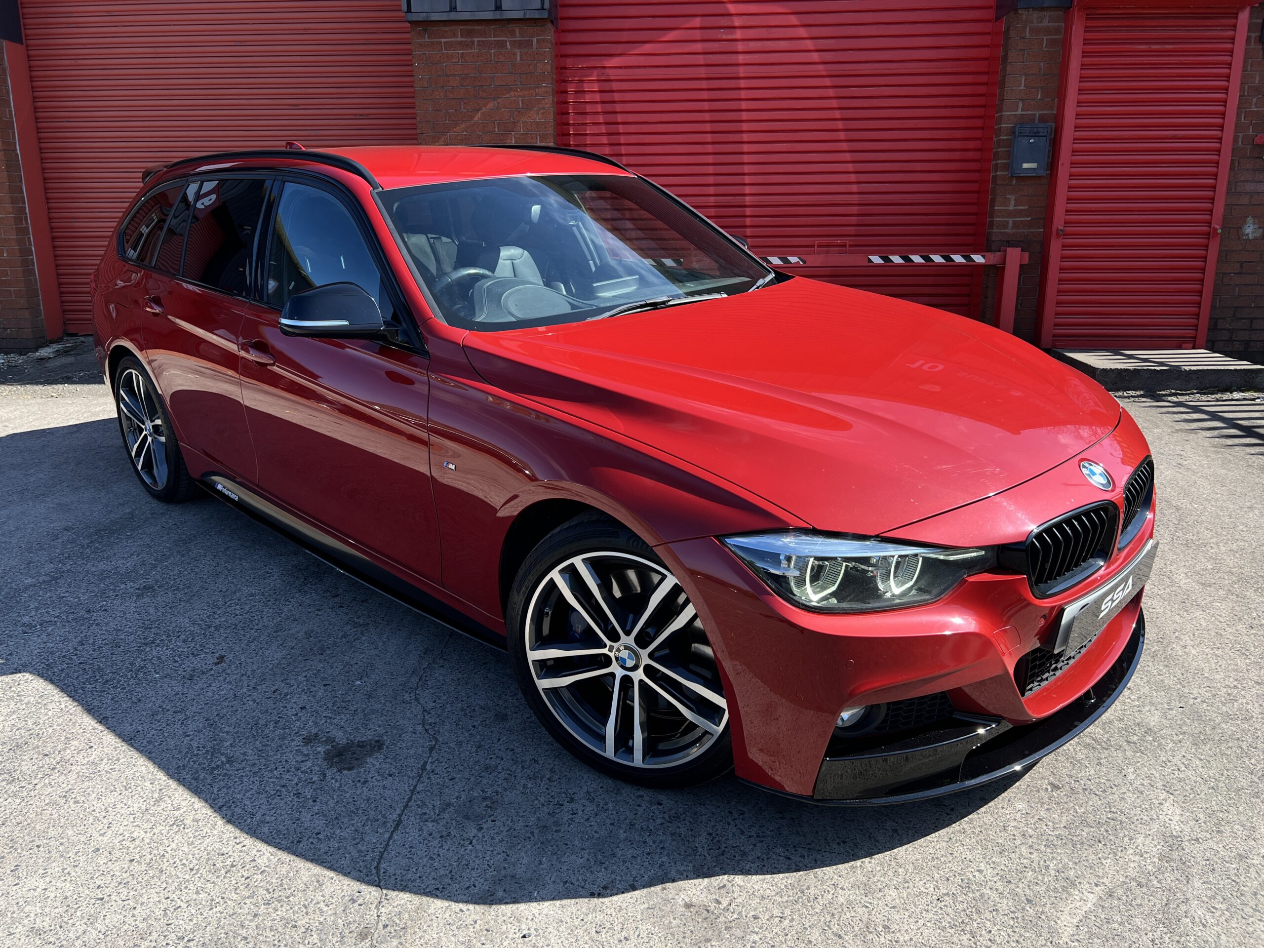 2018 BMW 330d Shadow Edition M Sport xDrive Touring *HEATED STEERING-HUD-PRONAV-HK-M SPORT+* Auto