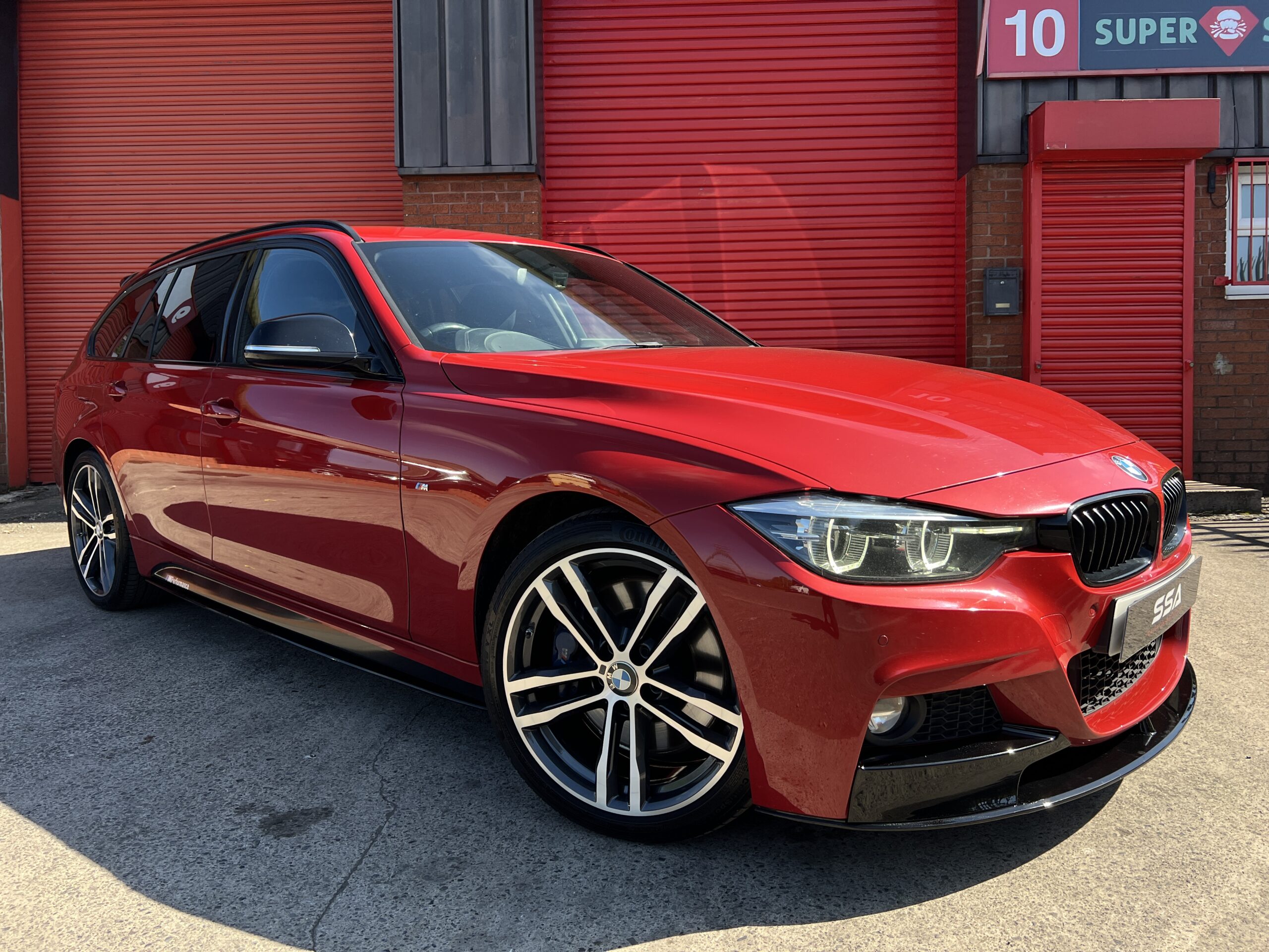 2018 BMW 330d Shadow Edition M Sport xDrive Touring *HEATED STEERING-HUD-PRONAV-HK-M SPORT+* Auto