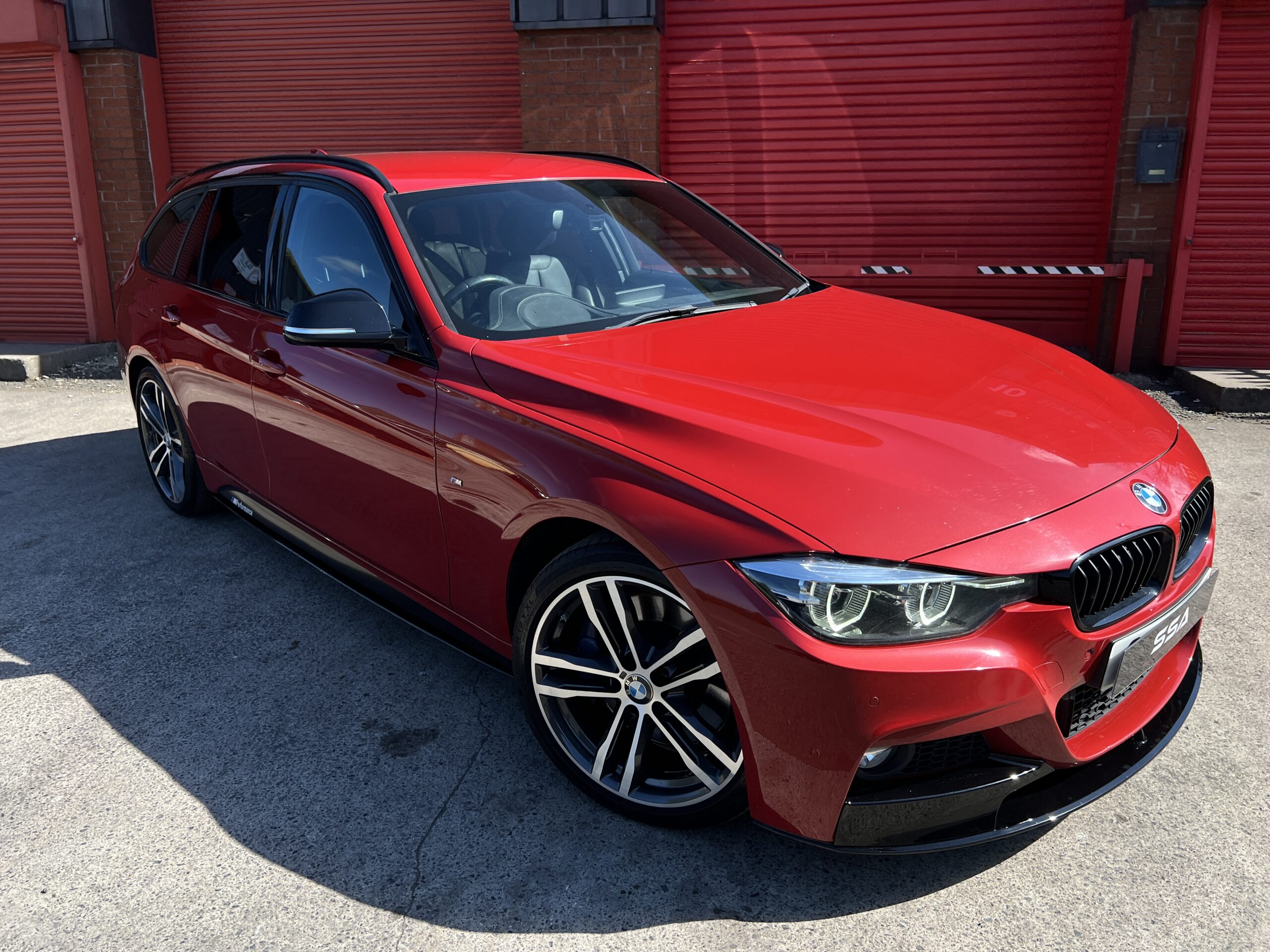 2018 BMW 330d Shadow Edition M Sport xDrive Touring *HEATED STEERING-HUD-PRONAV-HK-M SPORT+* Auto