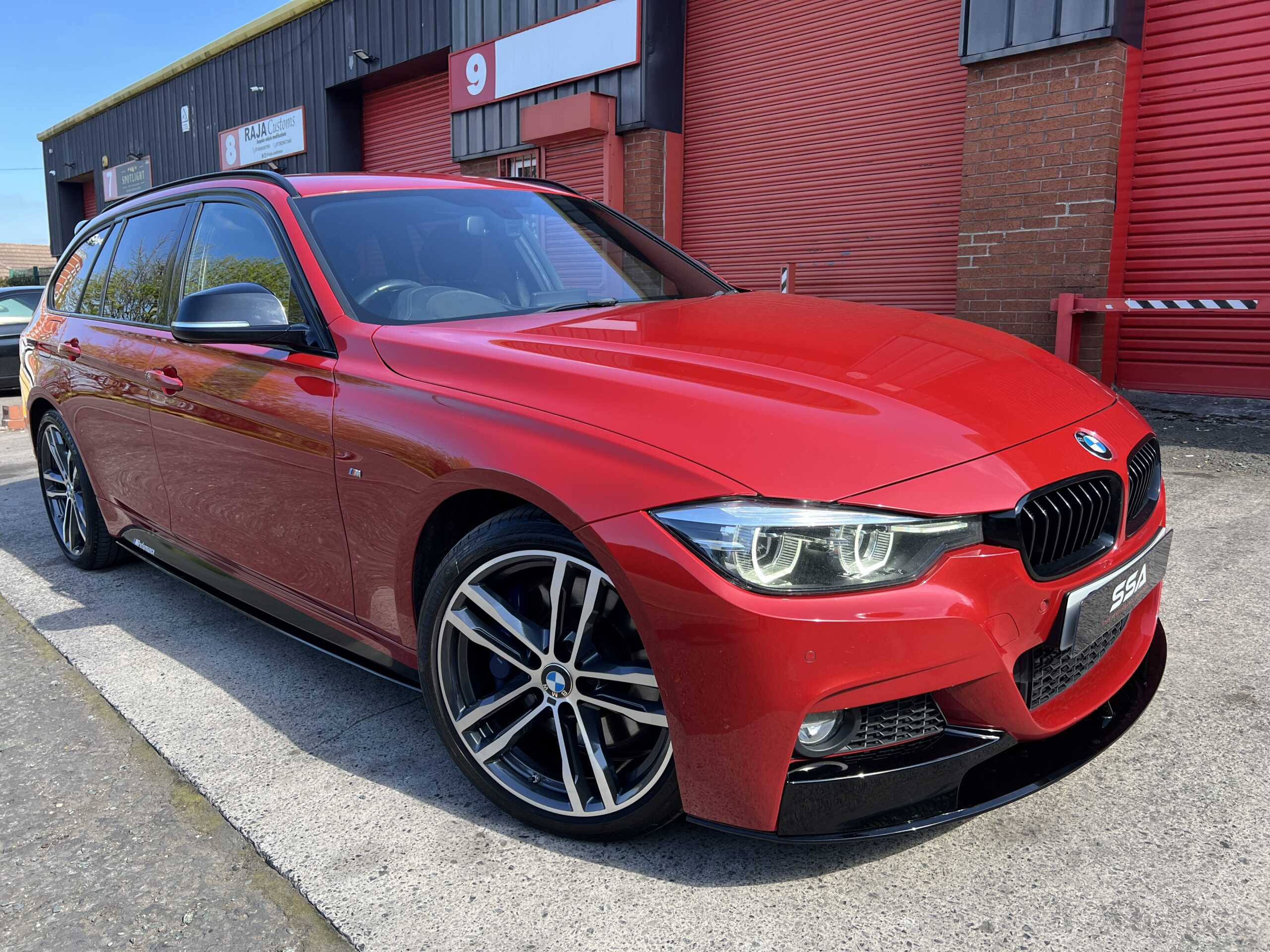 2018 BMW 330d Shadow Edition M Sport xDrive Touring *HEATED STEERING-HUD-PRONAV-HK-M SPORT+* Auto