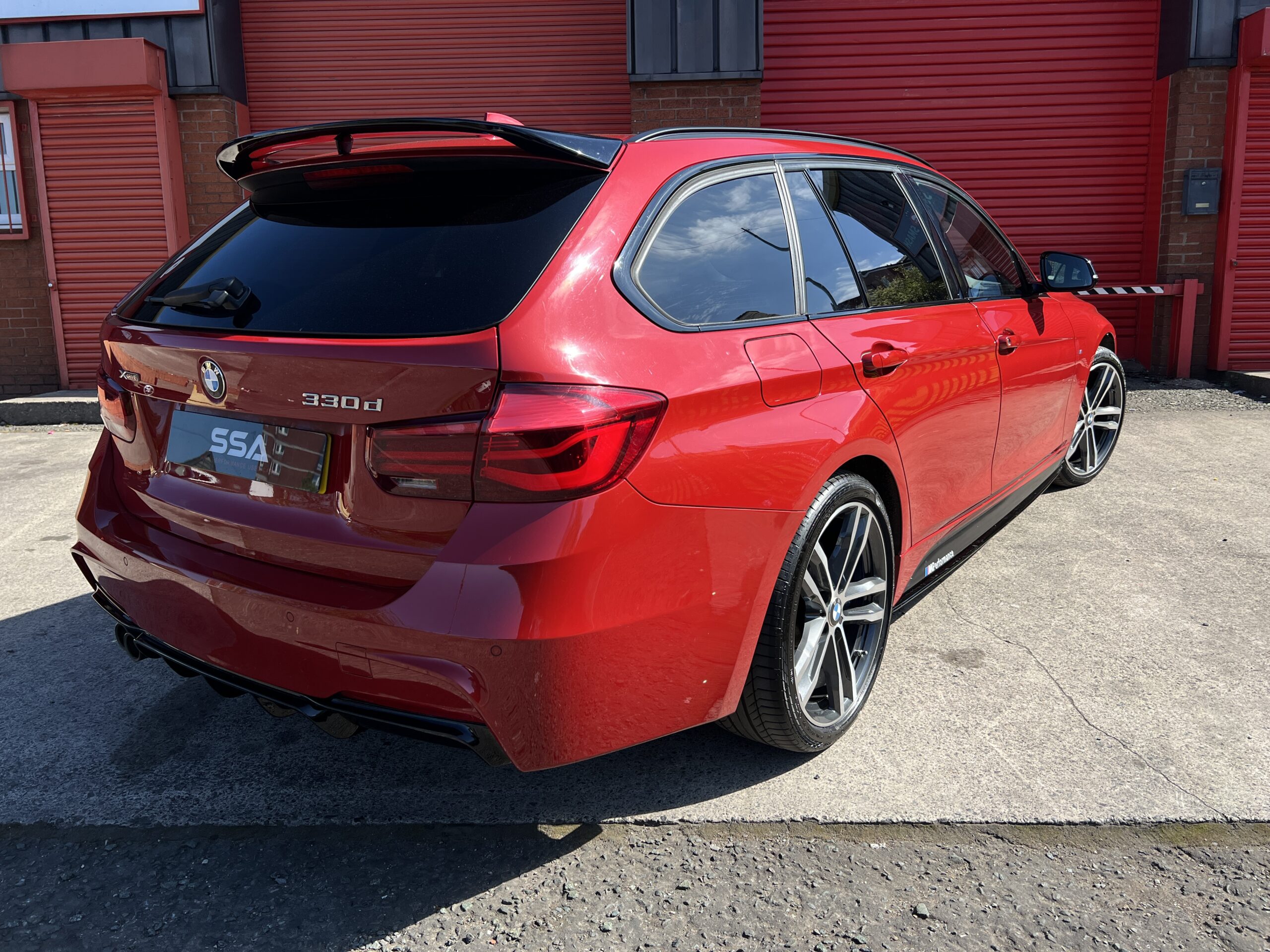 2018 BMW 330d Shadow Edition M Sport xDrive Touring *HEATED STEERING-HUD-PRONAV-HK-M SPORT+* Auto