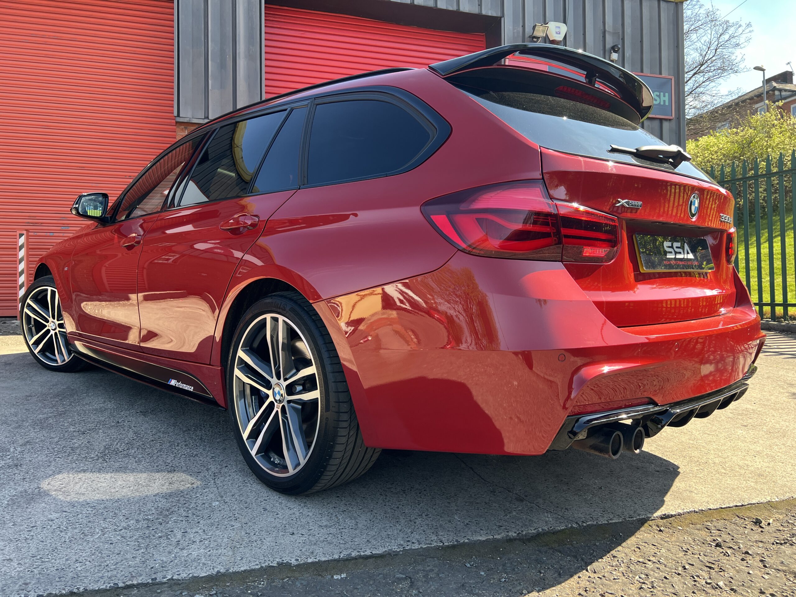 2018 BMW 330d Shadow Edition M Sport xDrive Touring *HEATED STEERING-HUD-PRONAV-HK-M SPORT+* Auto