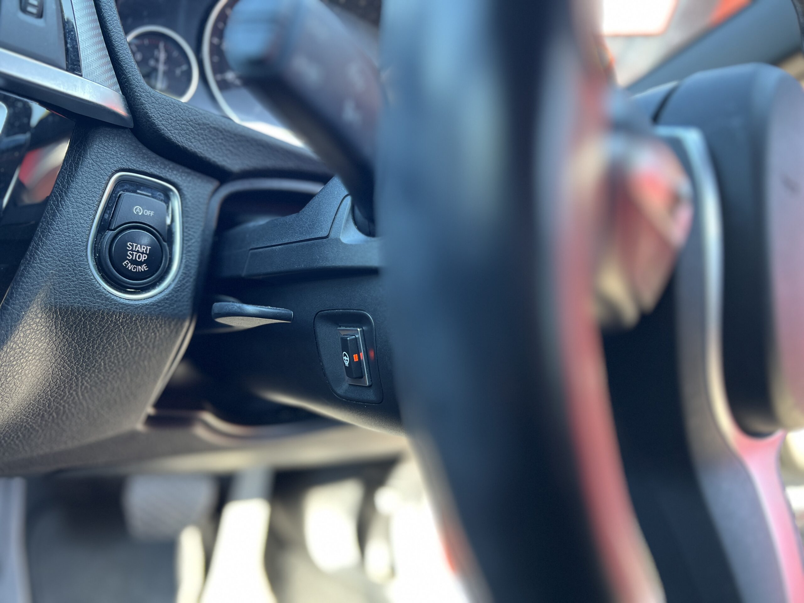 2018 BMW 330d Shadow Edition M Sport xDrive Touring *HEATED STEERING-HUD-PRONAV-HK-M SPORT+* Auto