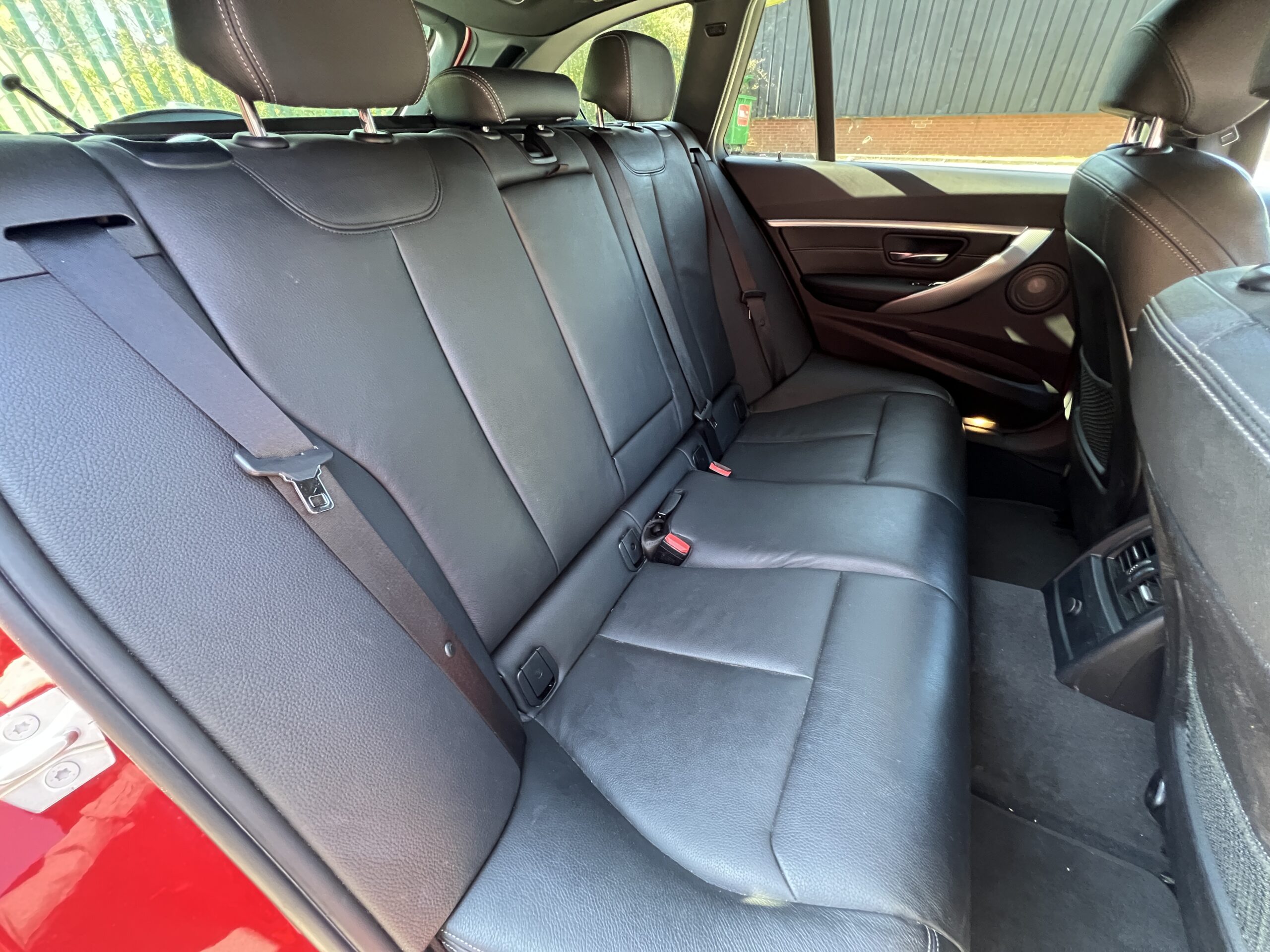 2018 BMW 330d Shadow Edition M Sport xDrive Touring *HEATED STEERING-HUD-PRONAV-HK-M SPORT+* Auto