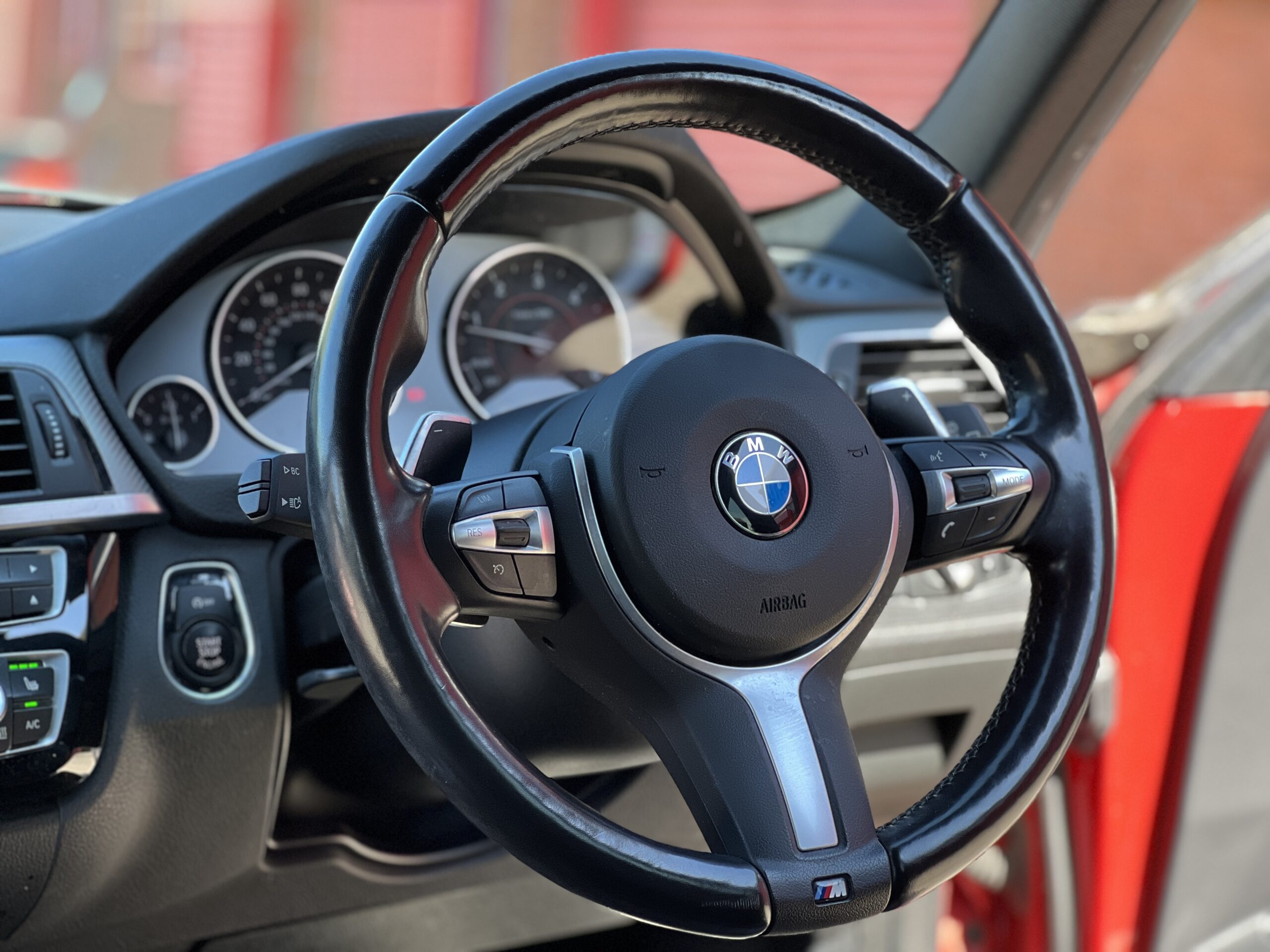 2018 BMW 330d Shadow Edition M Sport xDrive Touring *HEATED STEERING-HUD-PRONAV-HK-M SPORT+* Auto