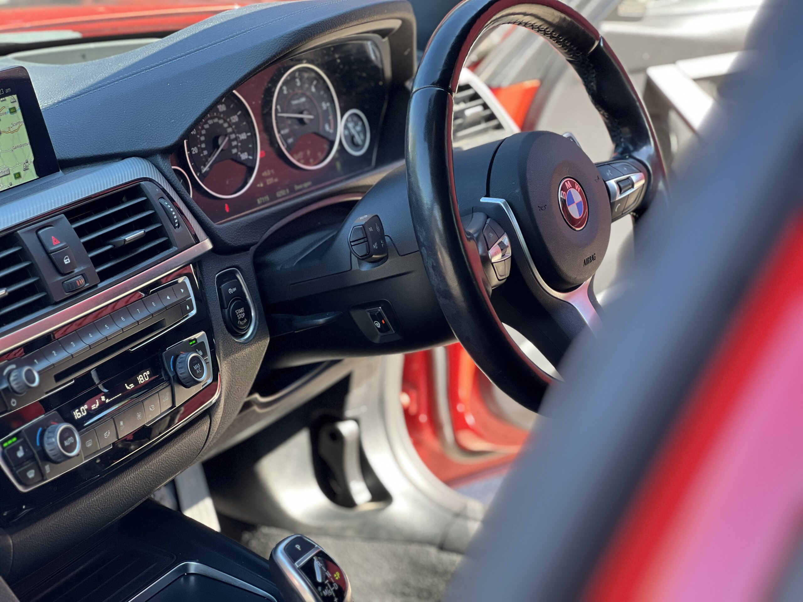 2018 BMW 330d Shadow Edition M Sport xDrive Touring *HEATED STEERING-HUD-PRONAV-HK-M SPORT+* Auto