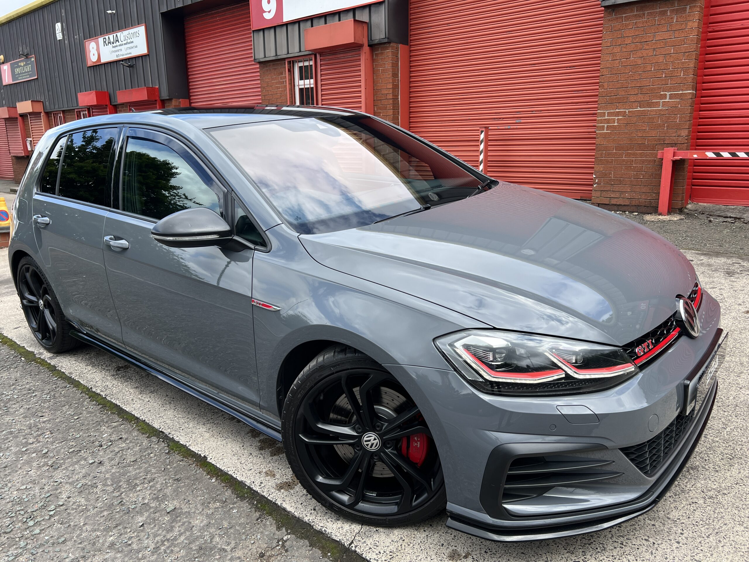 2019 Volkswagen Golf GTI TCR DSG AUTO 2.0 TSI *DCC + PURE GREY + PERFORMANCE PACK* 5dr