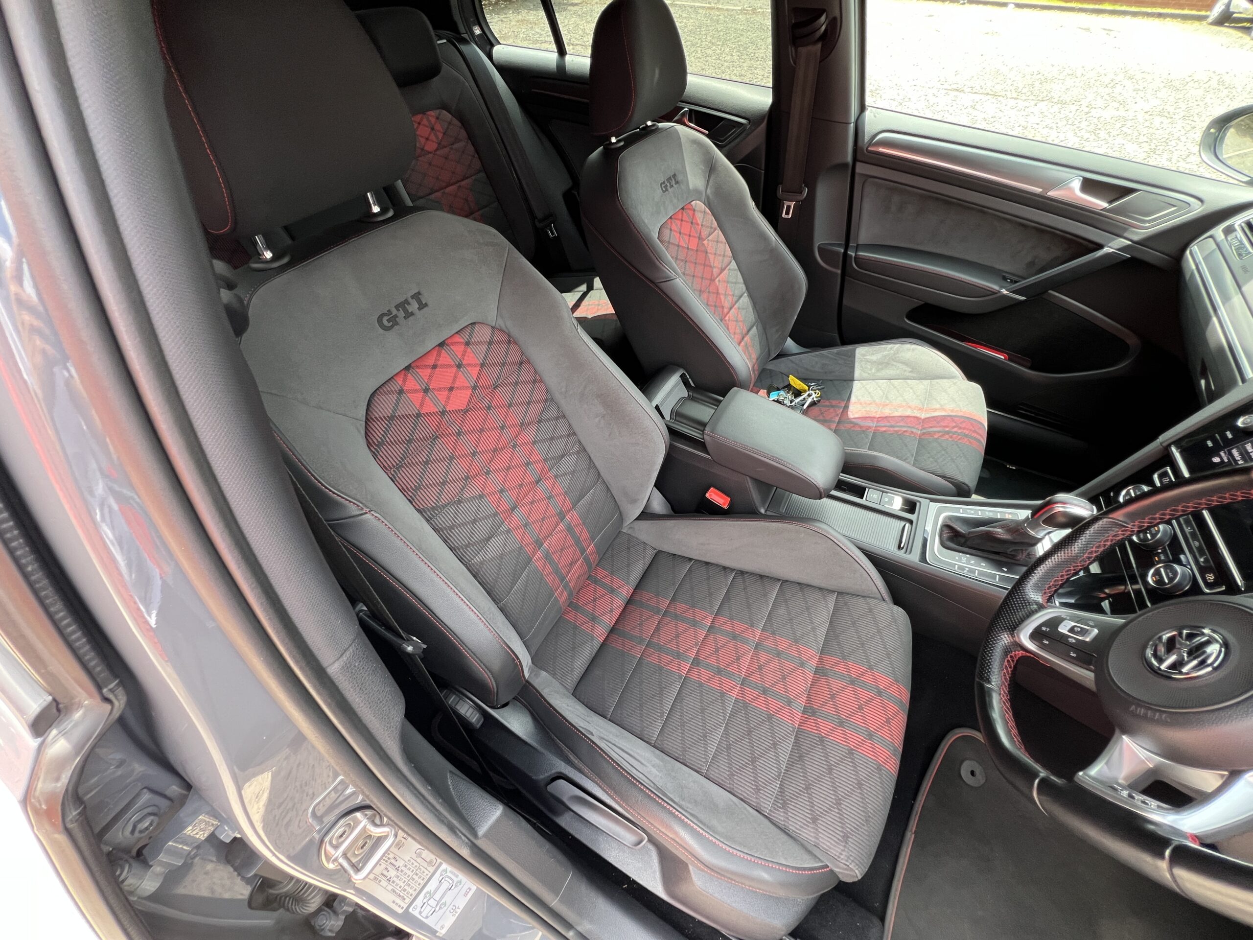 2019 Volkswagen Golf GTI TCR DSG AUTO 2.0 TSI *DCC + PURE GREY + PERFORMANCE PACK* 5dr