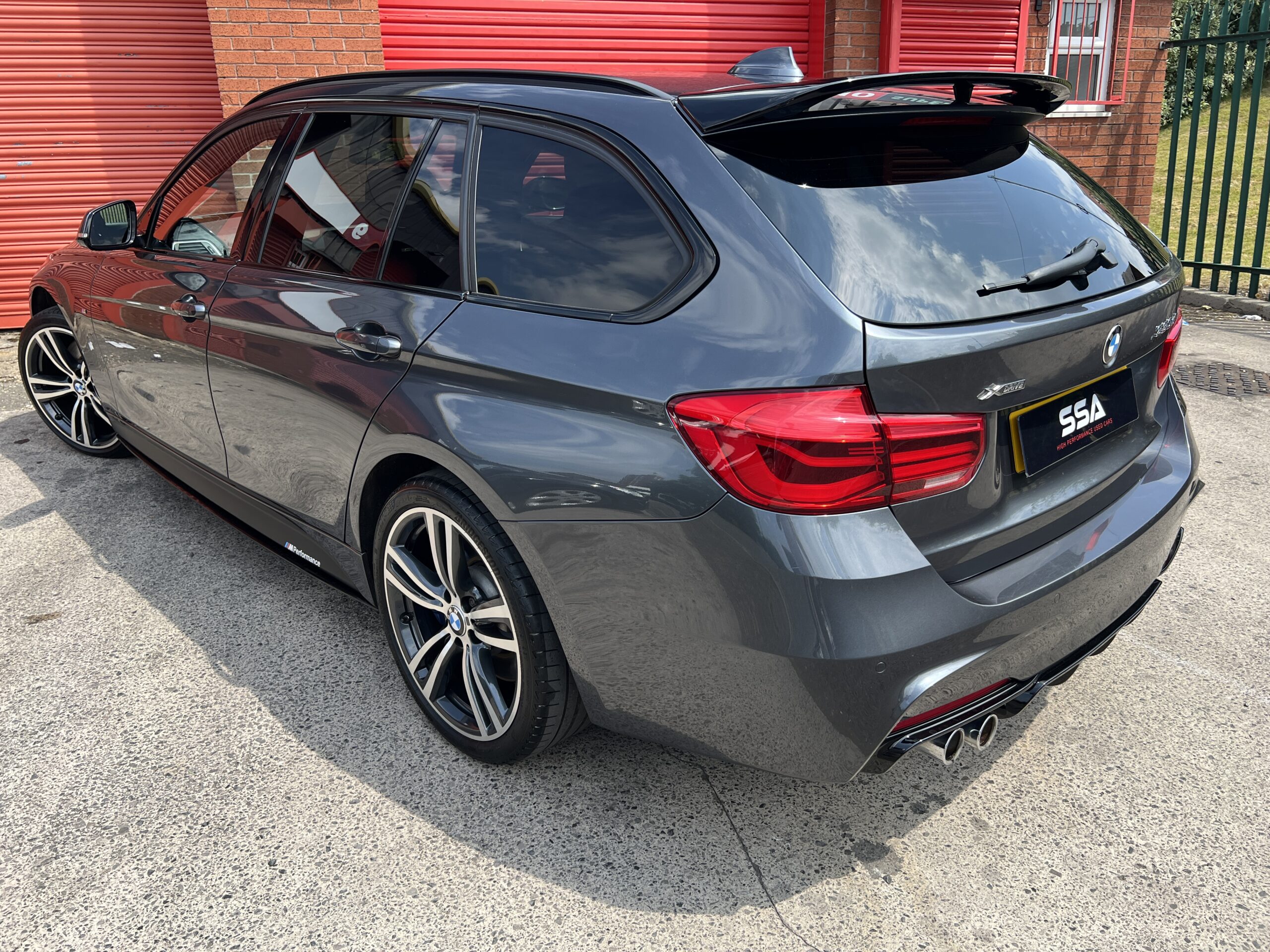 2017 BMW 330d M Sport XDrive Touring *PRONAV-HK SOUND-LOADED WITH OPTIONS* Auto