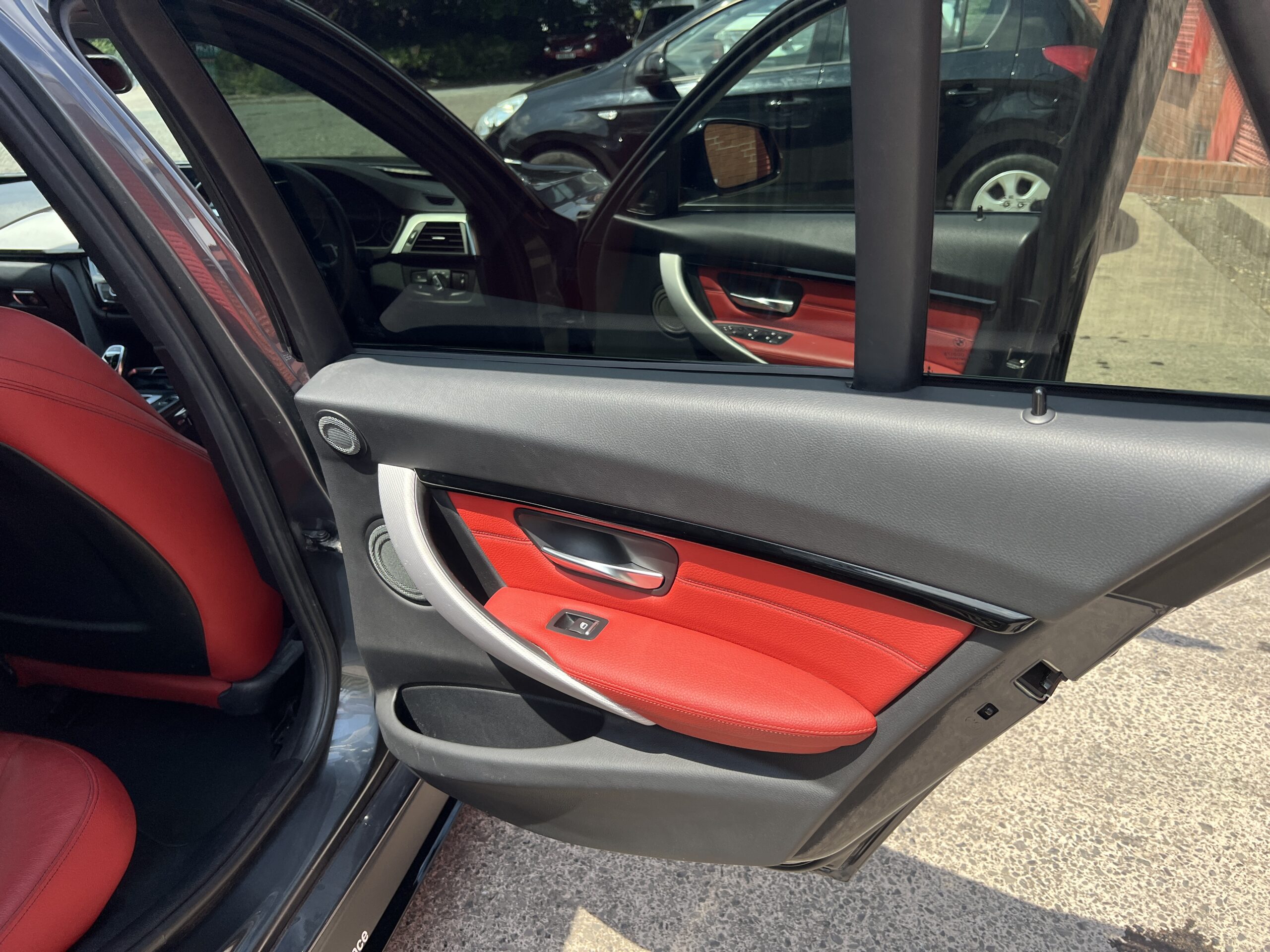 2017 BMW 330d M Sport XDrive Touring *PRONAV-HK SOUND-LOADED WITH OPTIONS* Auto