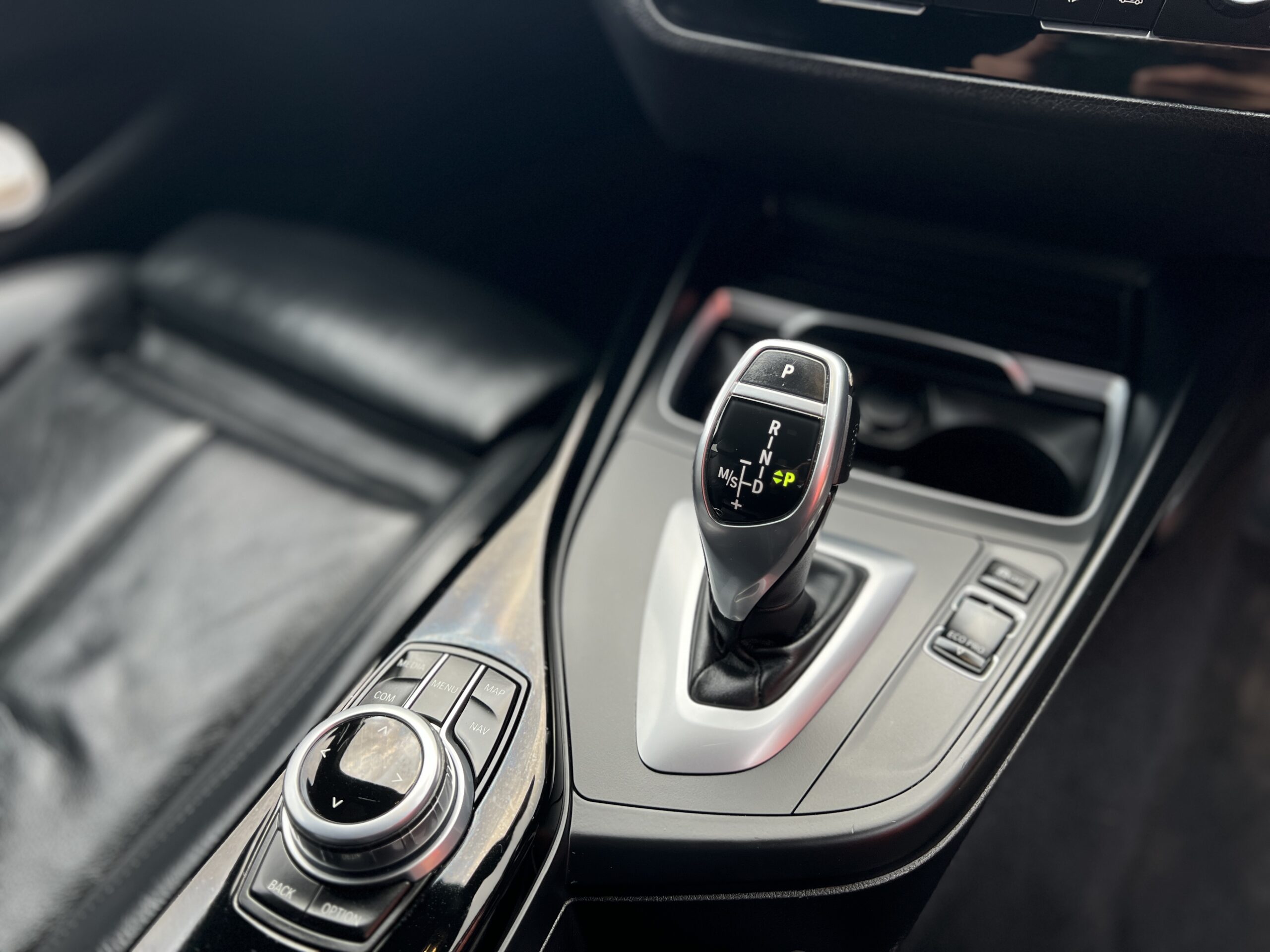 2017 BMW 140i M Sport Shadow Edition *HEATED STEERING-HK SOUND-STAGE 1* Auto