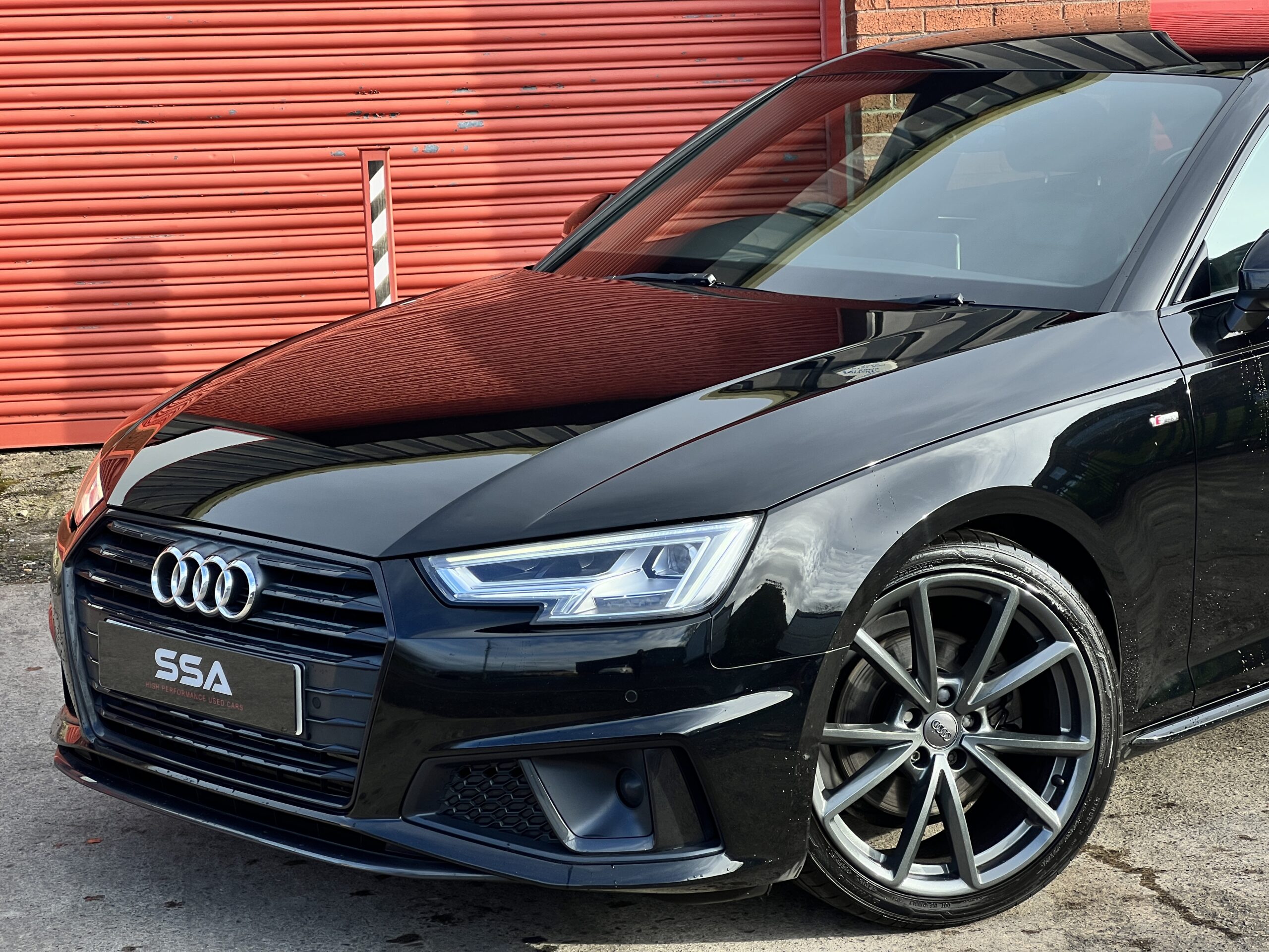 2019 Audi A4 Black Edition 40 TFSI 2.0 S Tronic *VIRTUAL DASH-WIRELESS CHARGING* AUTO