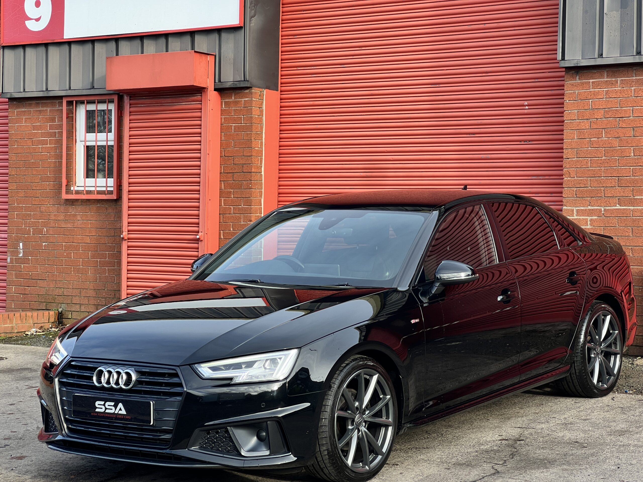 2019 Audi A4 Black Edition 40 TFSI 2.0 S Tronic *VIRTUAL DASH-WIRELESS CHARGING* AUTO