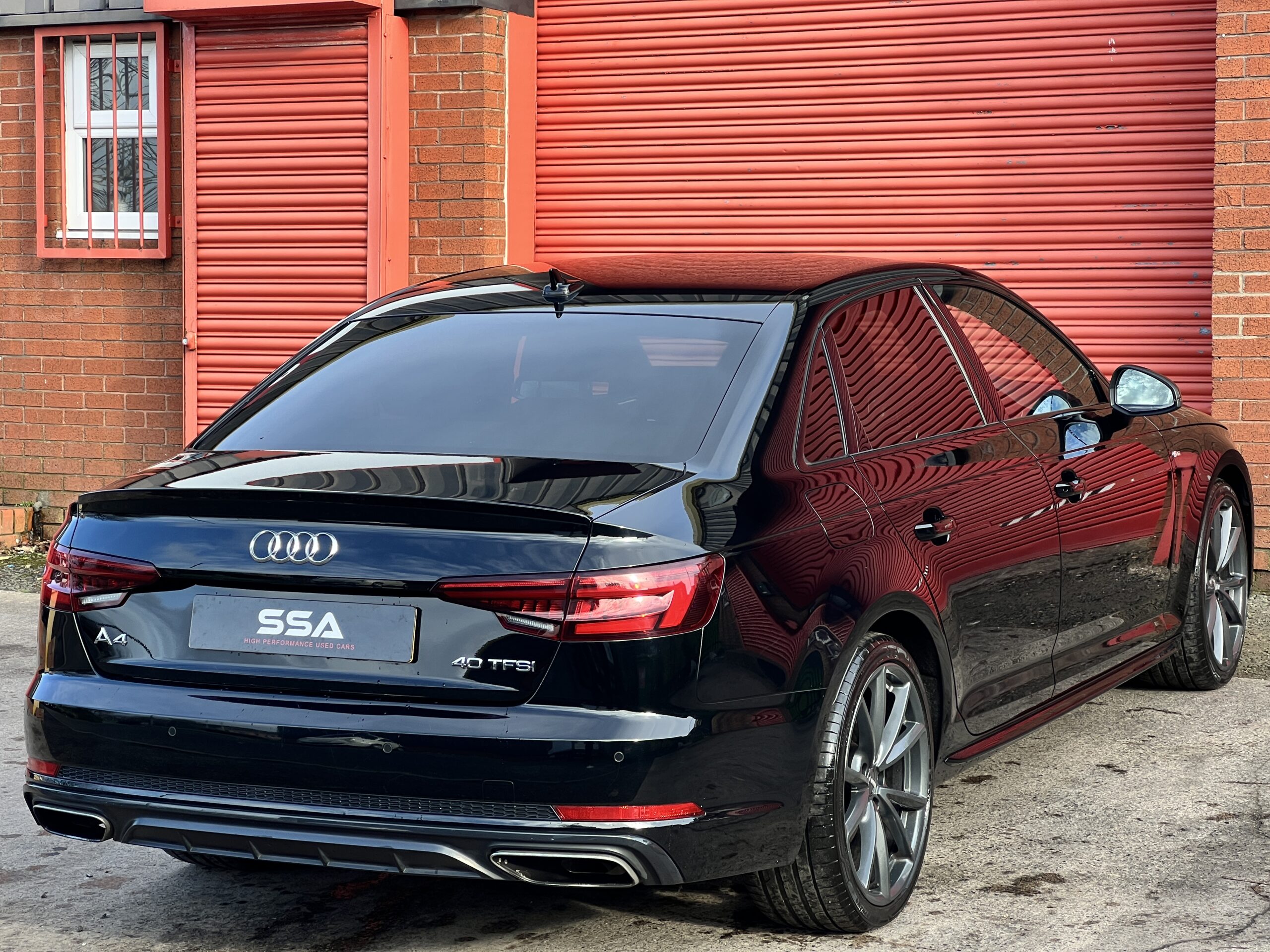 2019 Audi A4 Black Edition 40 TFSI 2.0 S Tronic *VIRTUAL DASH-WIRELESS CHARGING* AUTO