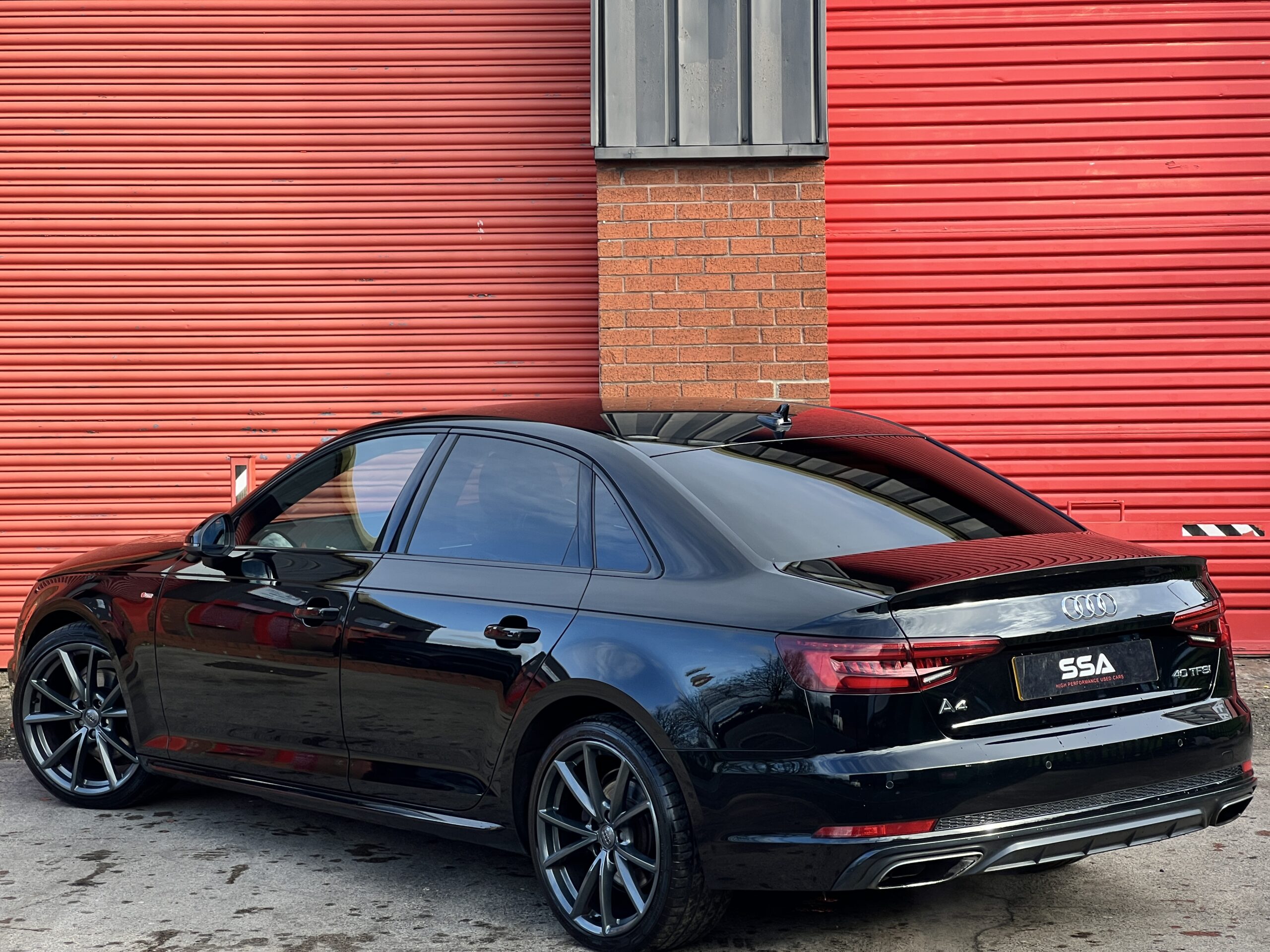 2019 Audi A4 Black Edition 40 TFSI 2.0 S Tronic *VIRTUAL DASH-WIRELESS CHARGING* AUTO
