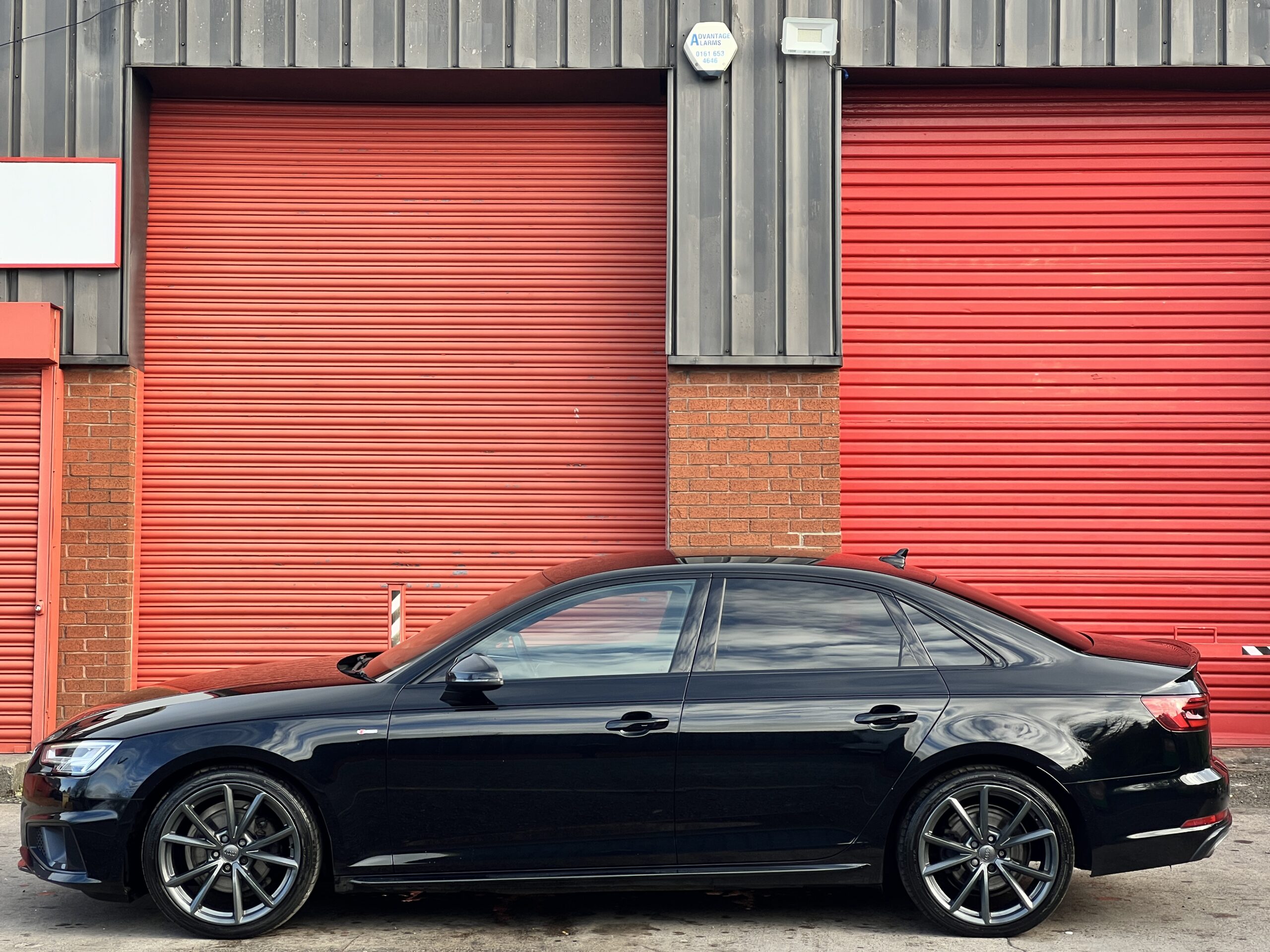 2019 Audi A4 Black Edition 40 TFSI 2.0 S Tronic *VIRTUAL DASH-WIRELESS CHARGING* AUTO