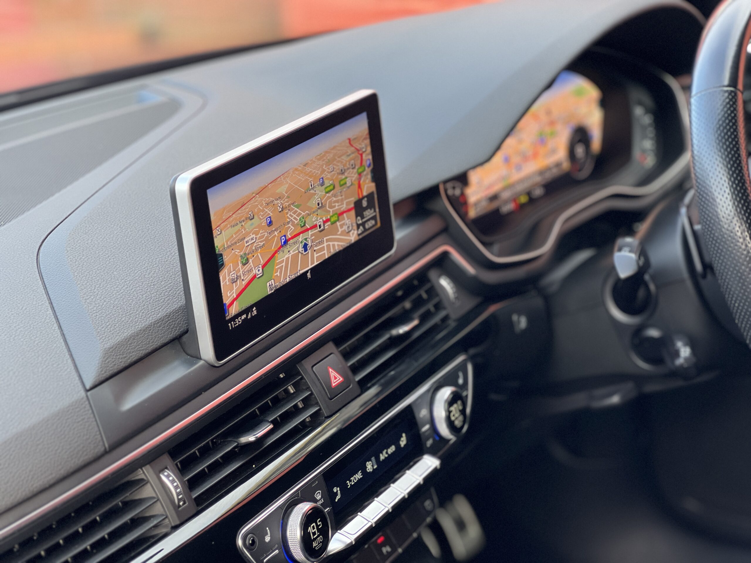 2019 Audi A4 Black Edition 40 TFSI 2.0 S Tronic *VIRTUAL DASH-WIRELESS CHARGING* AUTO