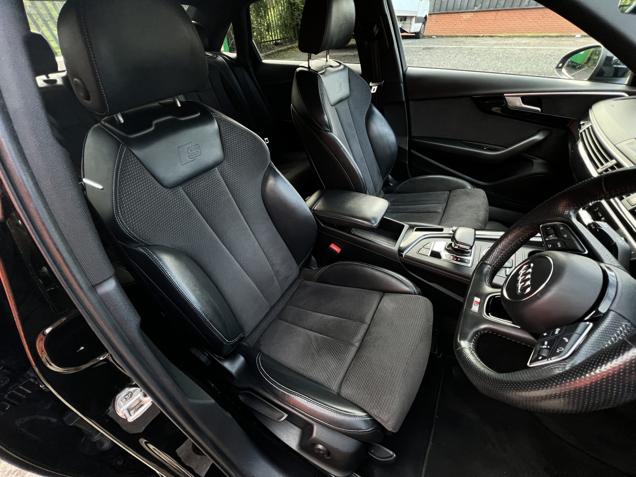 2019 Audi A4 Black Edition 40 TFSI 2.0 S Tronic *VIRTUAL DASH-WIRELESS CHARGING* AUTO