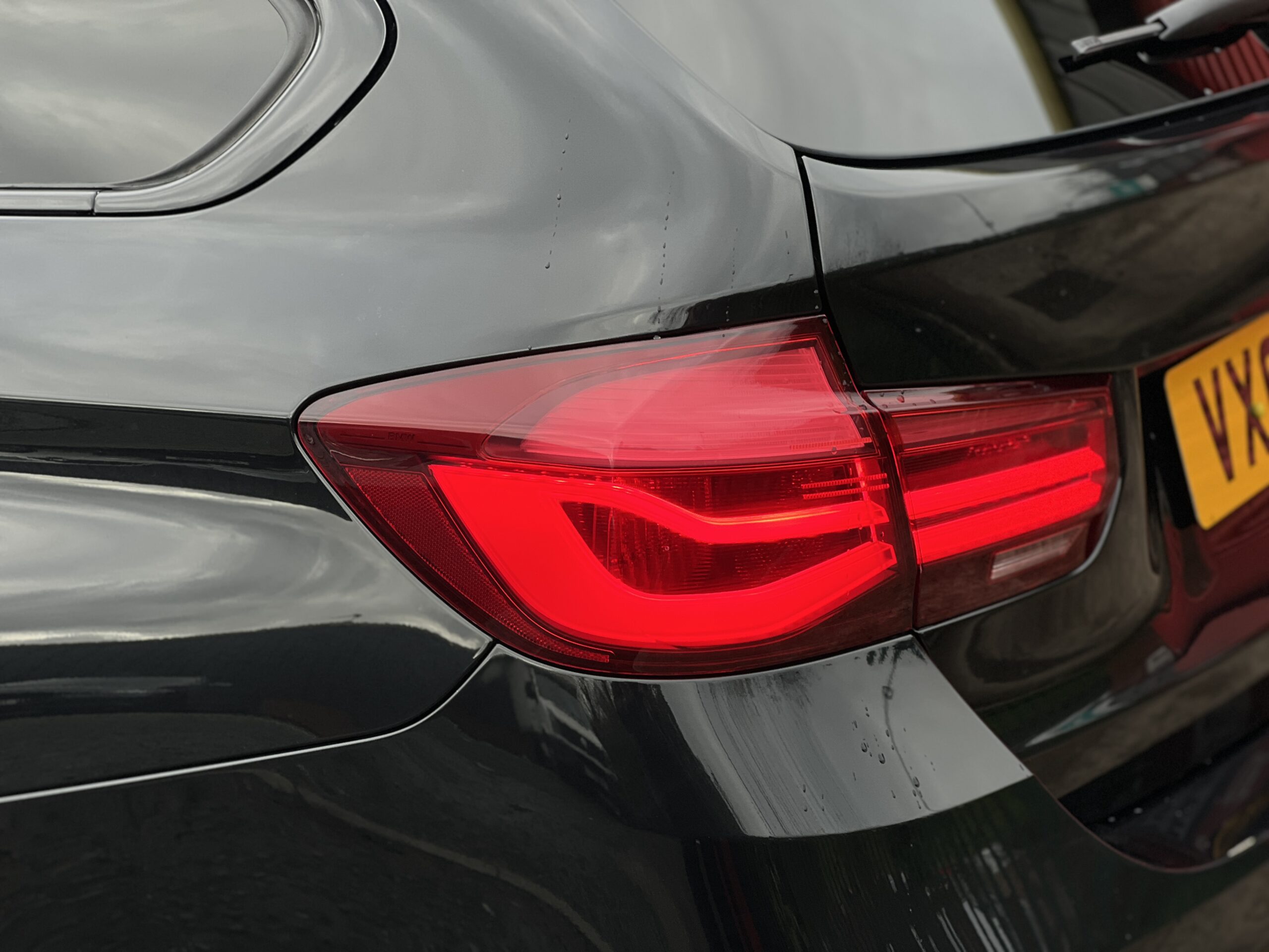 2018 BMW 335d M Sport Shadow Edition Touring *HUGE FACTORY OPTIONS+SUNROOF+DIGITAL DASH+HUD* Auto