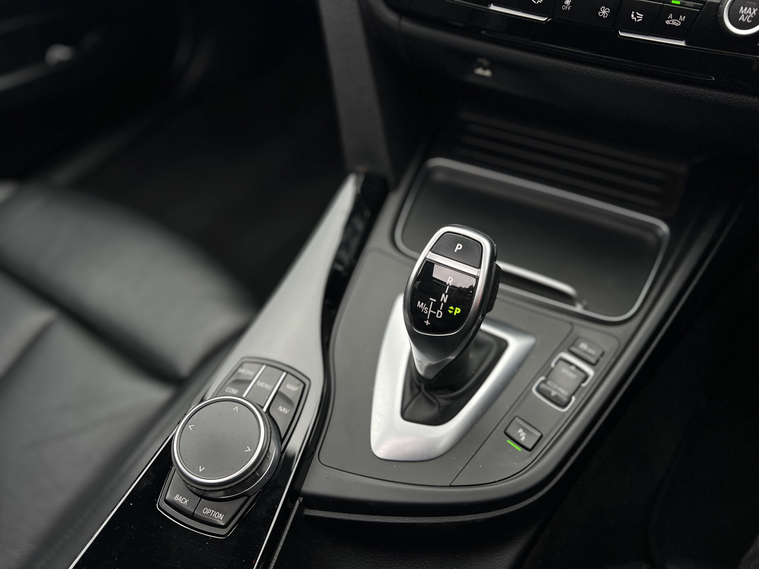 2018 BMW 335d M Sport Shadow Edition Touring *HUGE FACTORY OPTIONS+SUNROOF+DIGITAL DASH+HUD* Auto