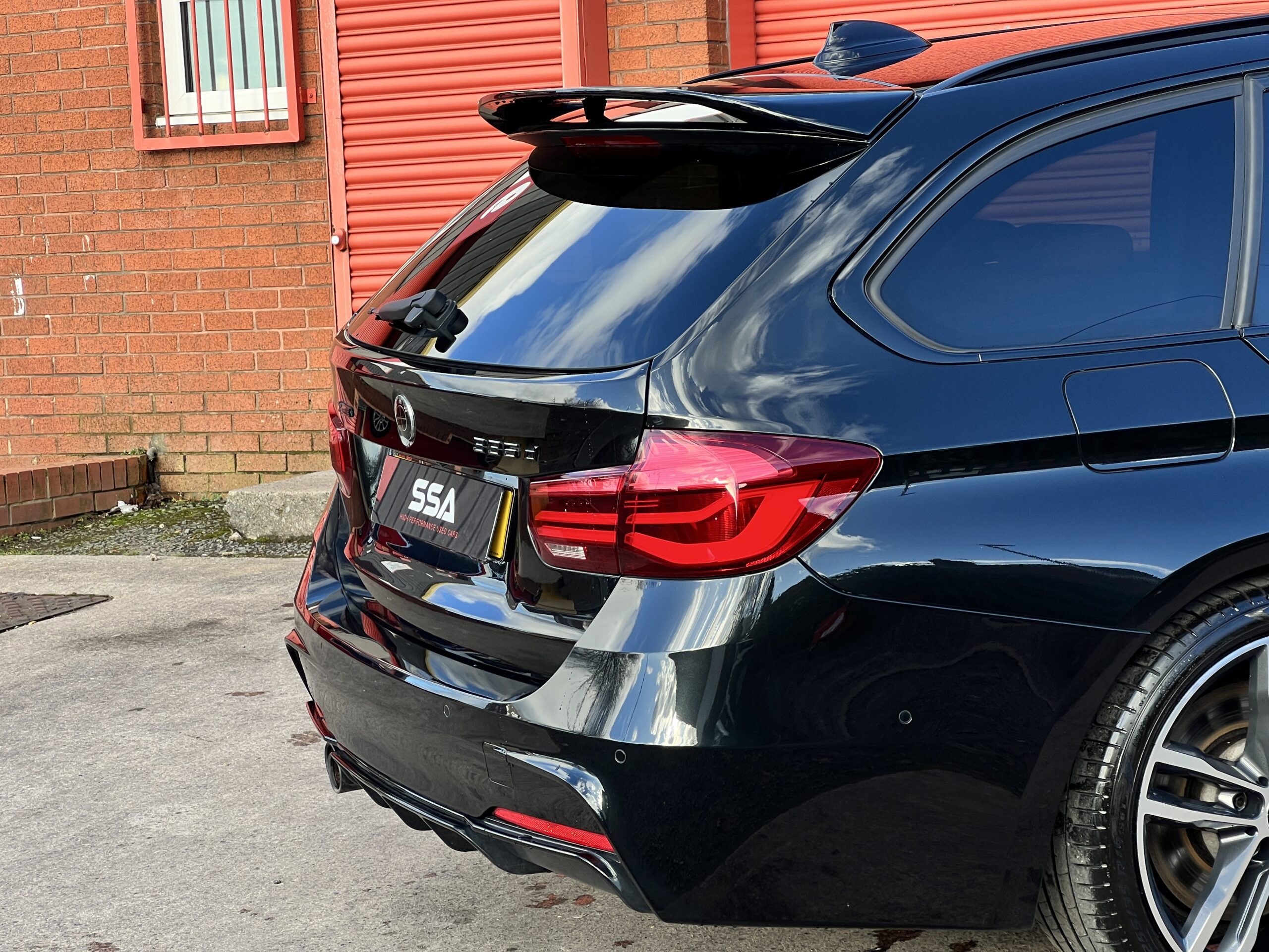 2018 BMW 335d M Sport Shadow Edition Touring *HUGE FACTORY OPTIONS+SUNROOF+ADAPTIVE CRUISE+HUD* Auto