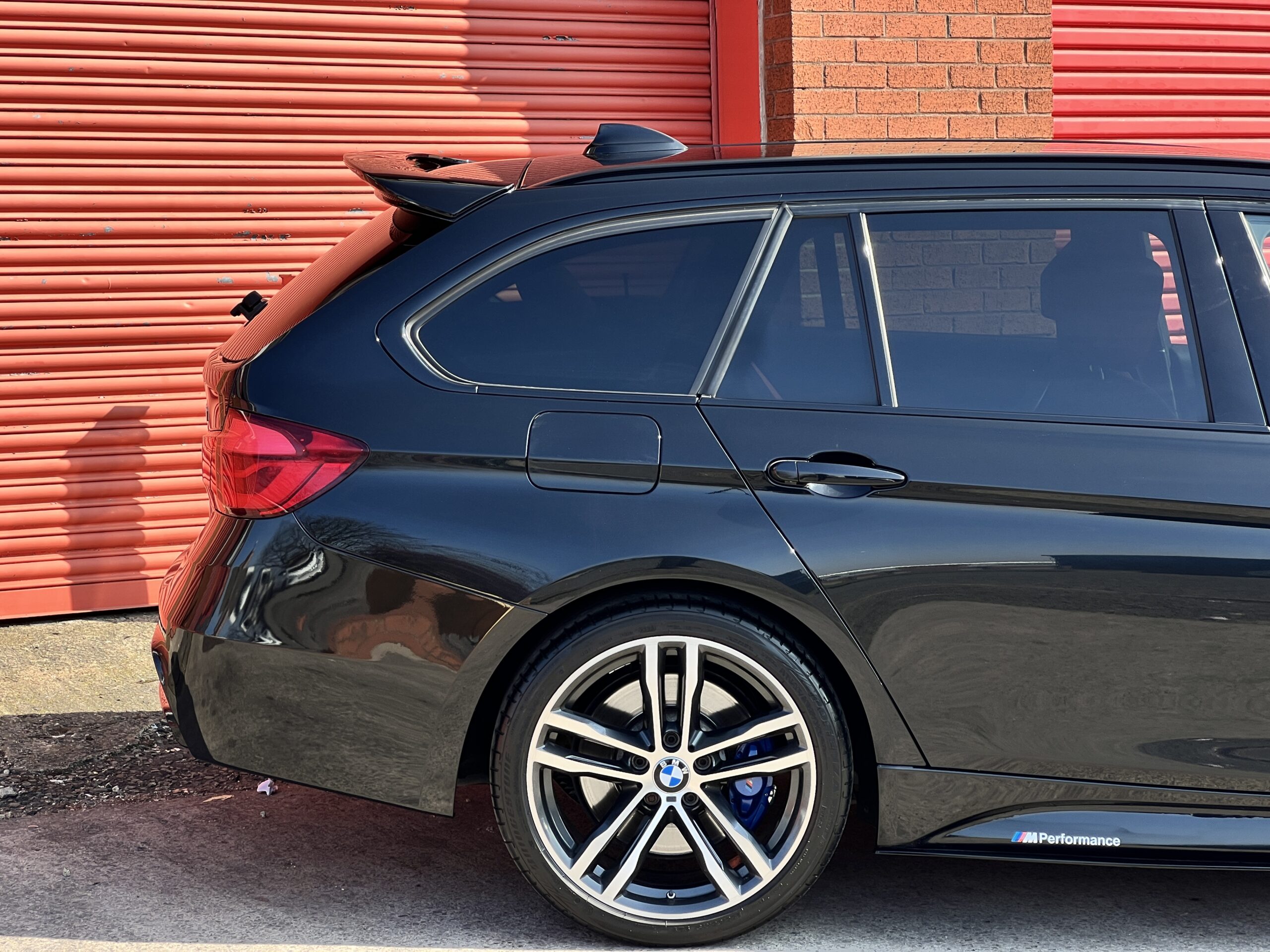 2017 BMW 330d M Sport Shadow Edition Touring *PRONAV+RED ELECTRIC HEATED SEATS+HEATED STEERING* Auto