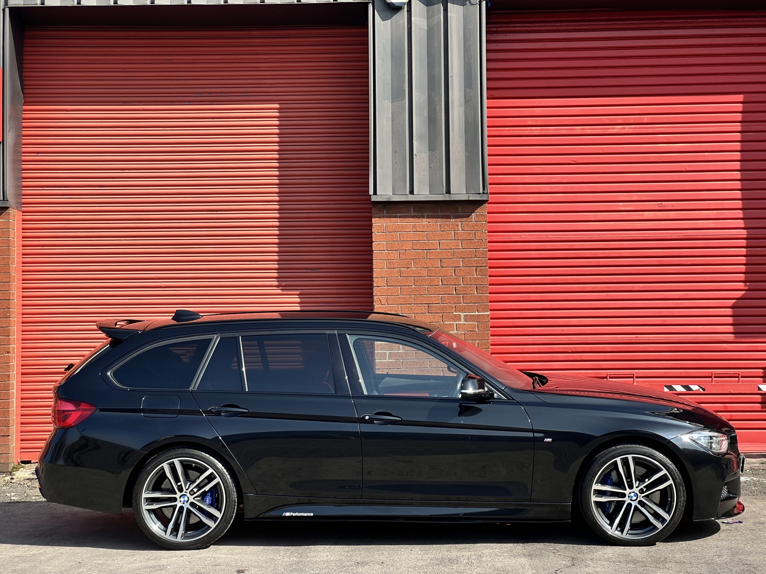 2017 BMW 330d M Sport Shadow Edition Touring *PRONAV+RED ELECTRIC HEATED SEATS+HEATED STEERING* Auto