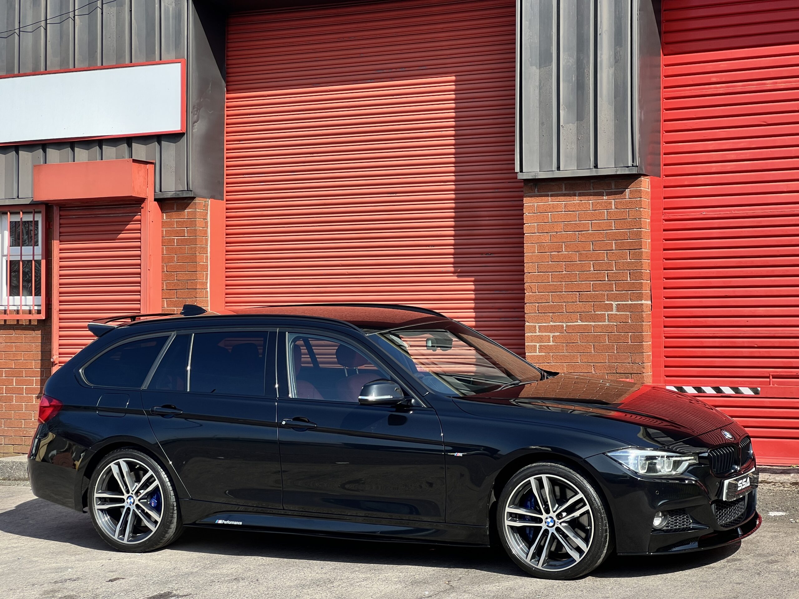 2017 BMW 330d M Sport Shadow Edition Touring *PRONAV+RED ELECTRIC HEATED SEATS+HEATED STEERING* Auto