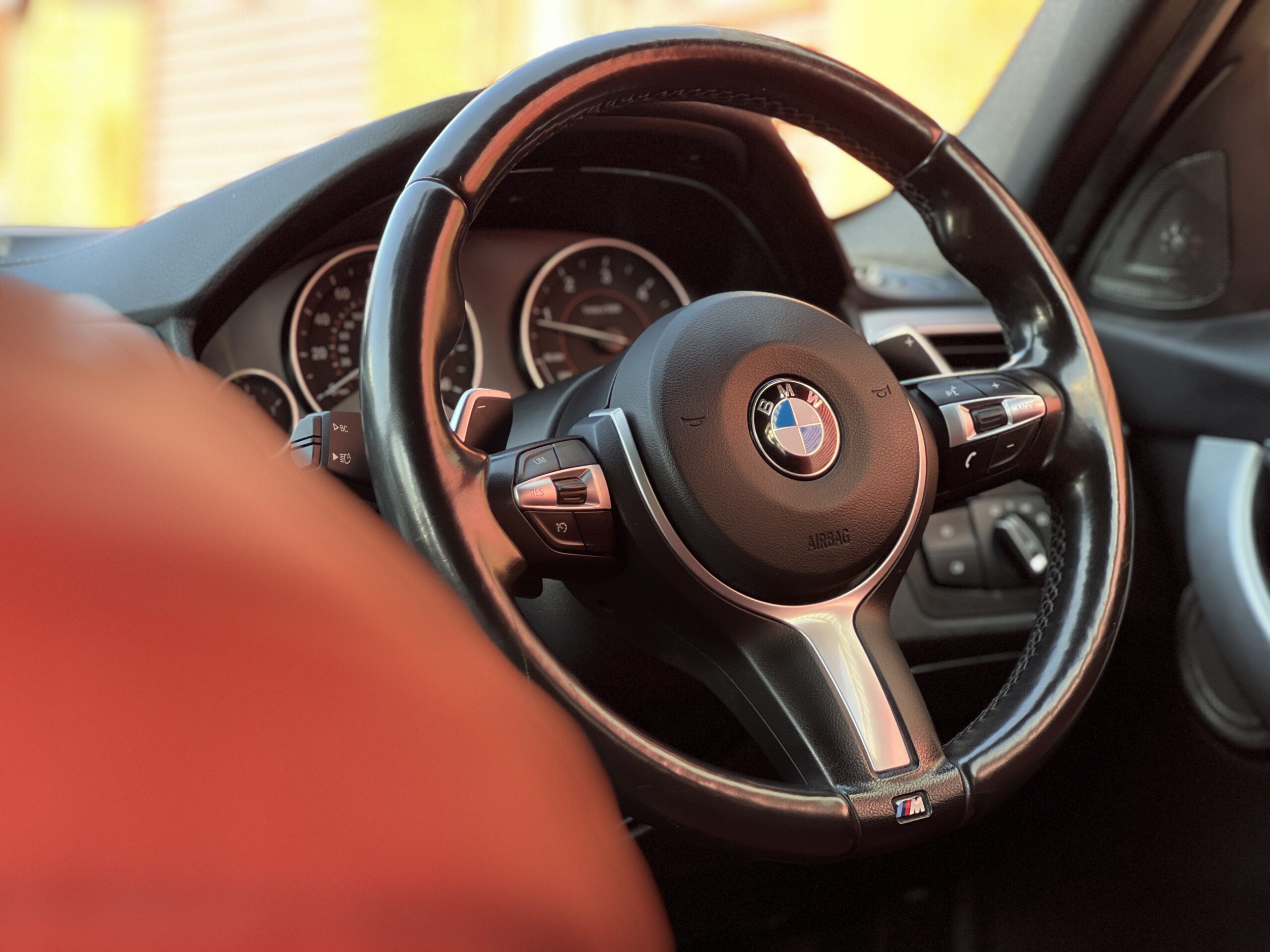 2017 BMW 330d M Sport Shadow Edition Touring *PRONAV+RED ELECTRIC HEATED SEATS+HEATED STEERING* Auto