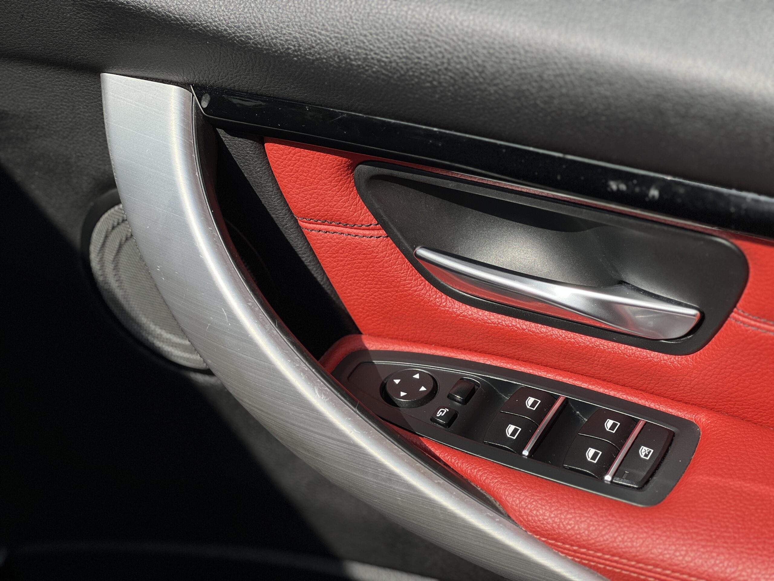 2017 BMW 330d M Sport Shadow Edition Touring *PRONAV+RED ELECTRIC HEATED SEATS+HEATED STEERING* Auto