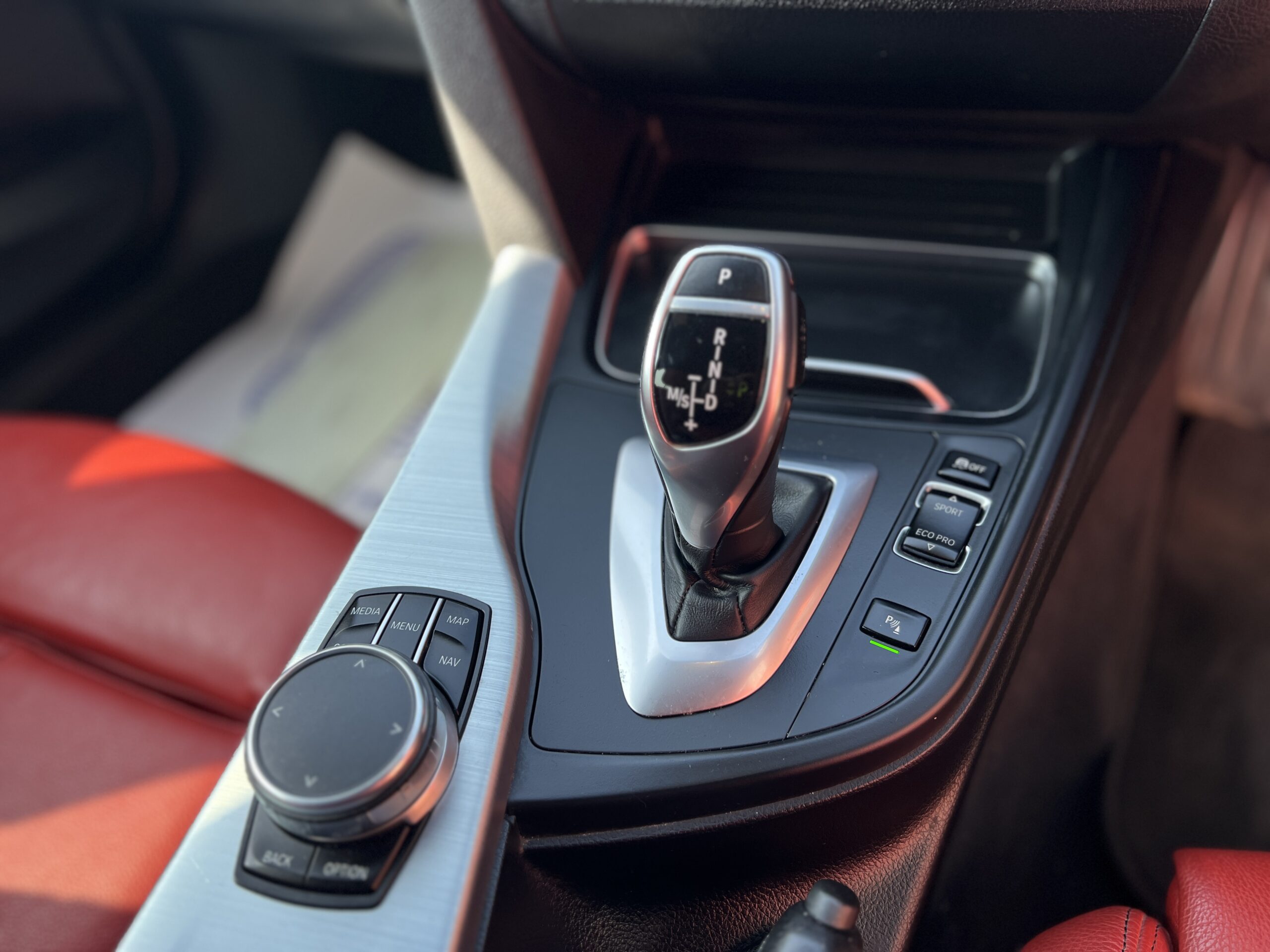 2017 BMW 330d M Sport Shadow Edition Touring *PRONAV+RED ELECTRIC HEATED SEATS+HEATED STEERING* Auto