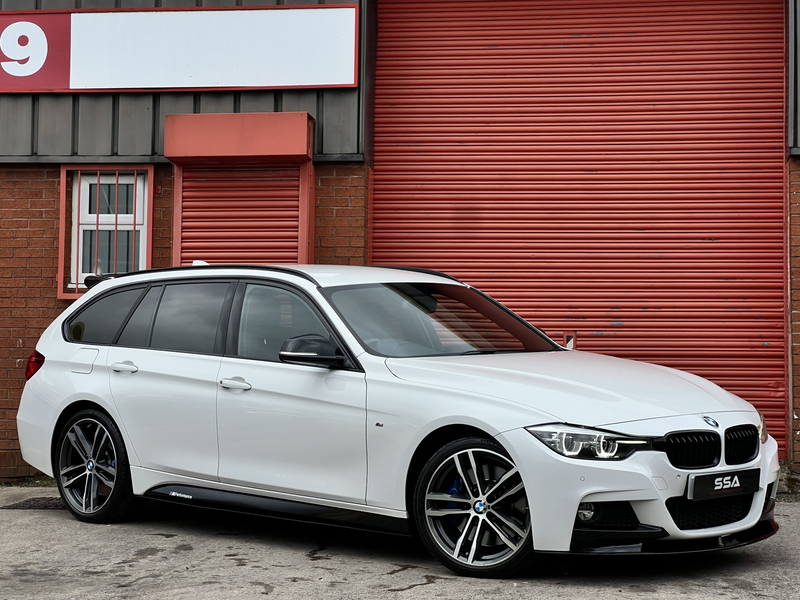2018 BMW 330d M Sport Shadow Edition Touring *PRONAV+ELECTRIC HEATED SEATS+HEATED STEERING* Auto