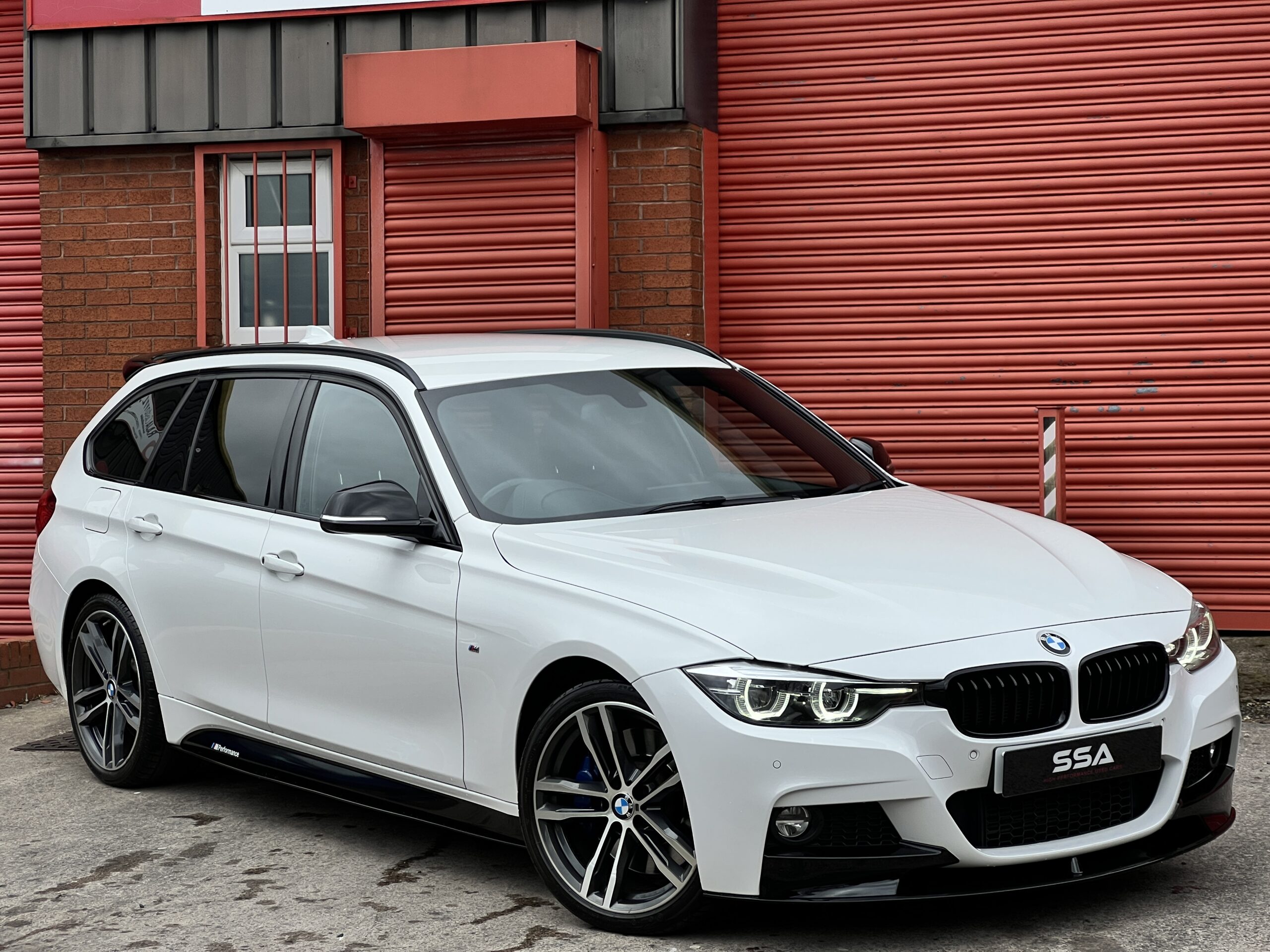 2018 BMW 330d M Sport Shadow Edition Touring *PRONAV+ELECTRIC HEATED SEATS+HEATED STEERING* Auto