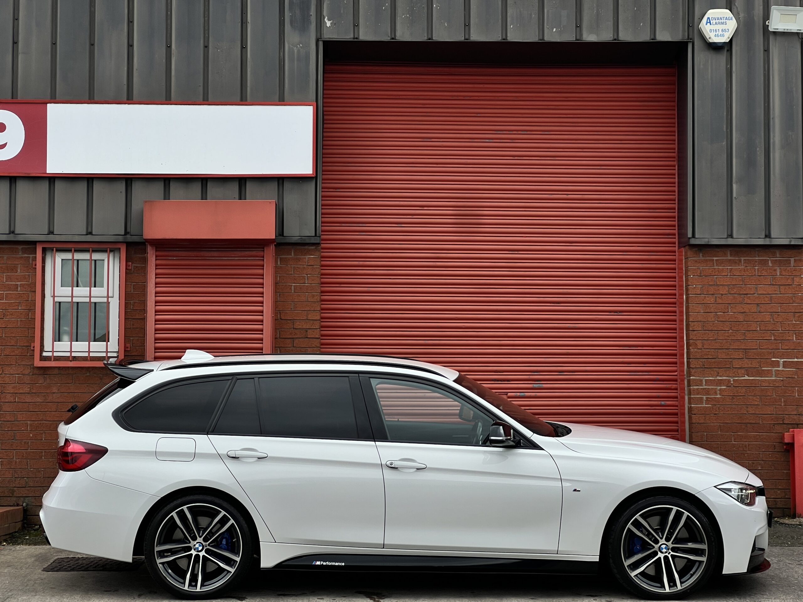 2018 BMW 330d M Sport Shadow Edition Touring *PRONAV+ELECTRIC HEATED SEATS+HEATED STEERING* Auto