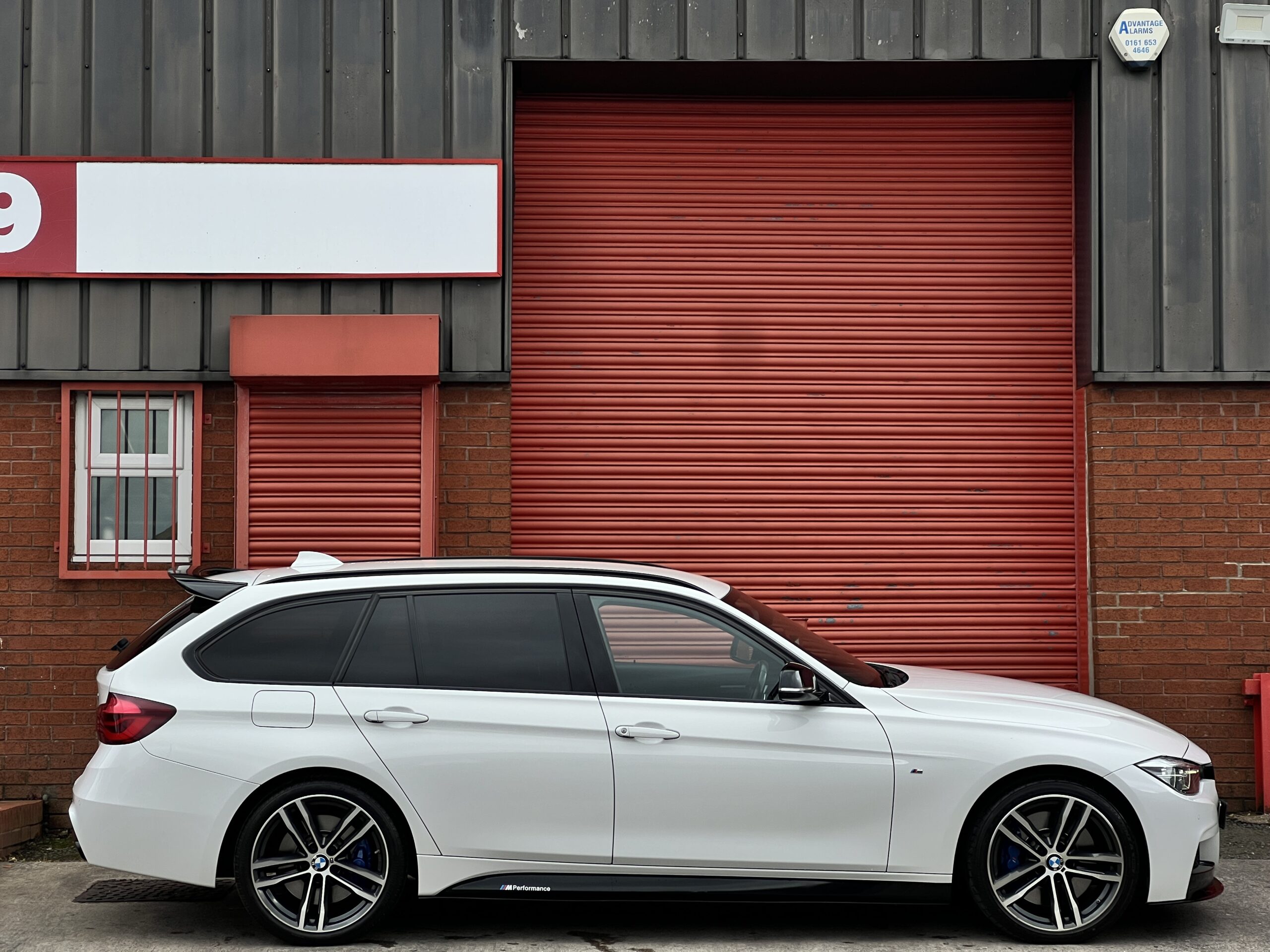 2018 BMW 330d M Sport Shadow Edition Touring *PRONAV+ELECTRIC HEATED SEATS+HEATED STEERING* Auto