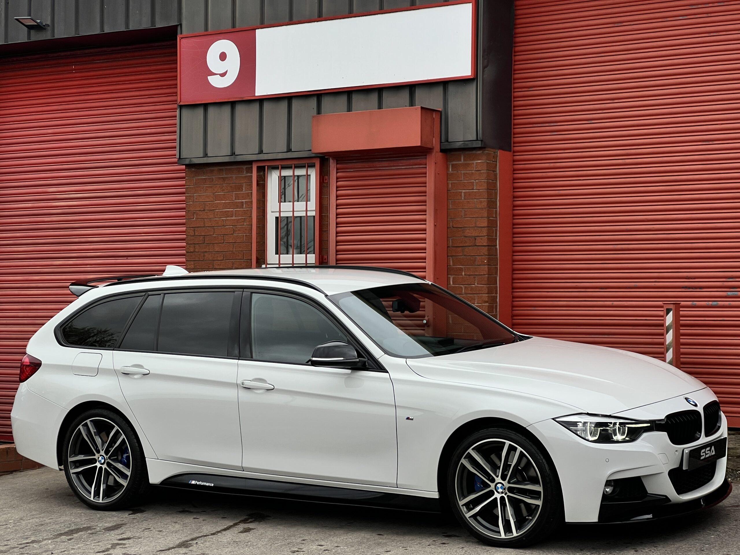 2018 BMW 330d M Sport Shadow Edition Touring *PRONAV+ELECTRIC HEATED SEATS+HEATED STEERING* Auto