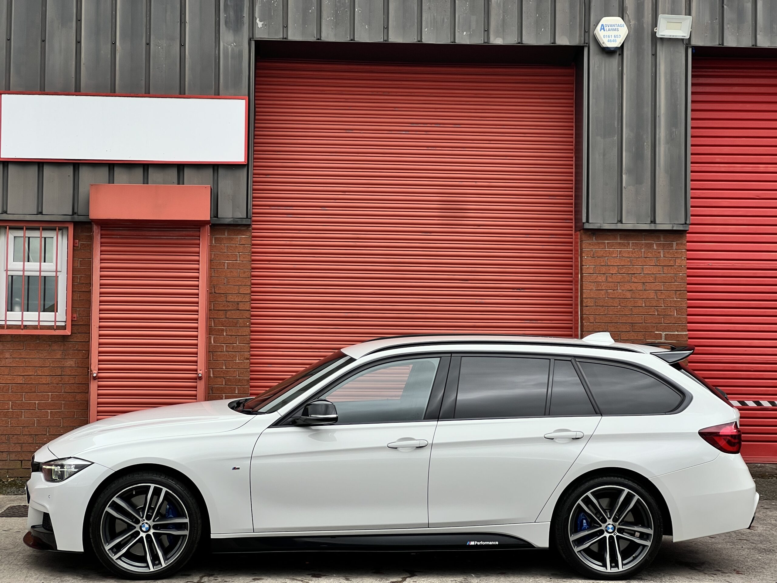 2018 BMW 330d M Sport Shadow Edition Touring *PRONAV+ELECTRIC HEATED SEATS+HEATED STEERING* Auto