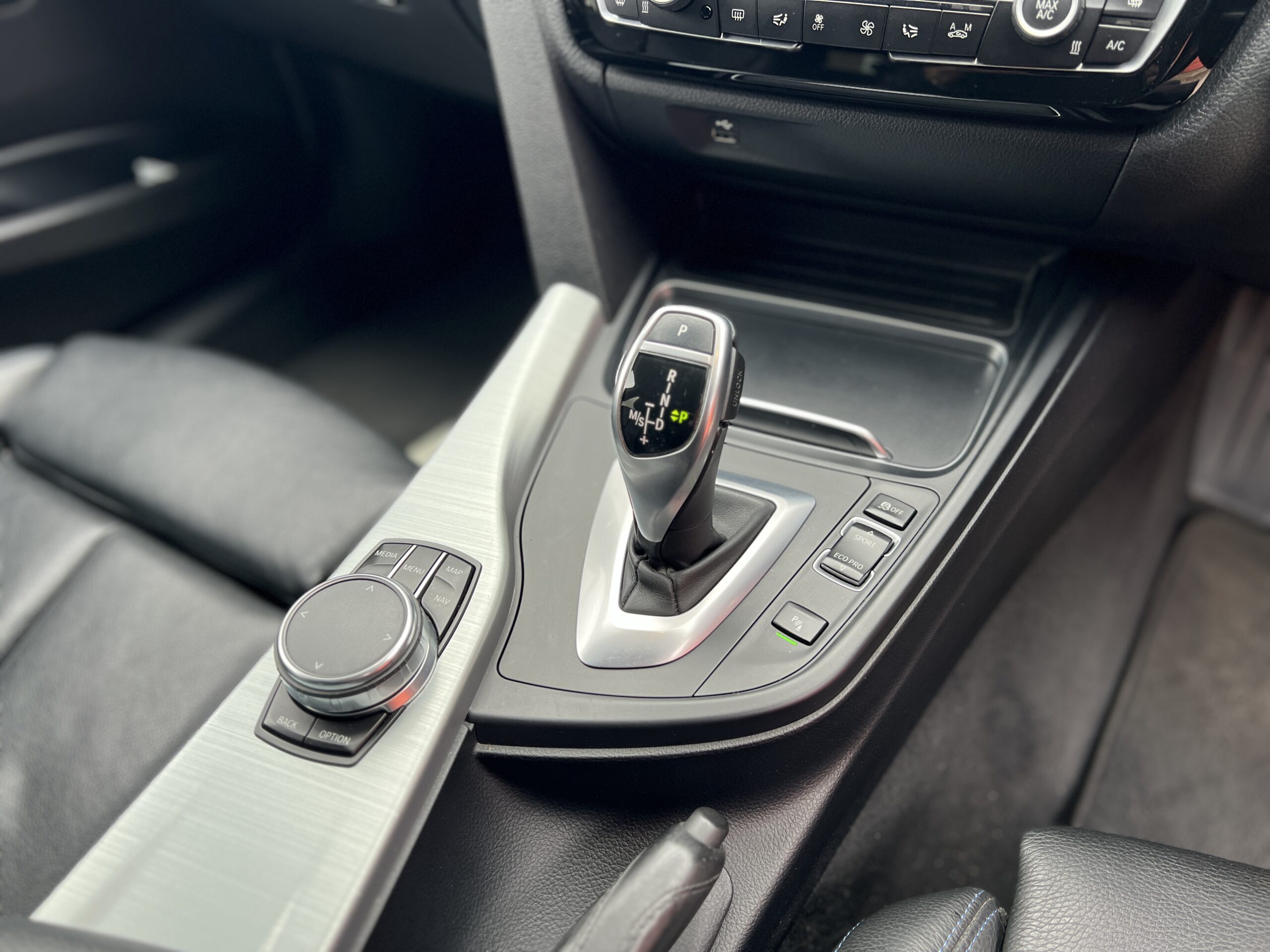 2018 BMW 330d M Sport Shadow Edition Touring *PRONAV+ELECTRIC HEATED SEATS+HEATED STEERING* Auto