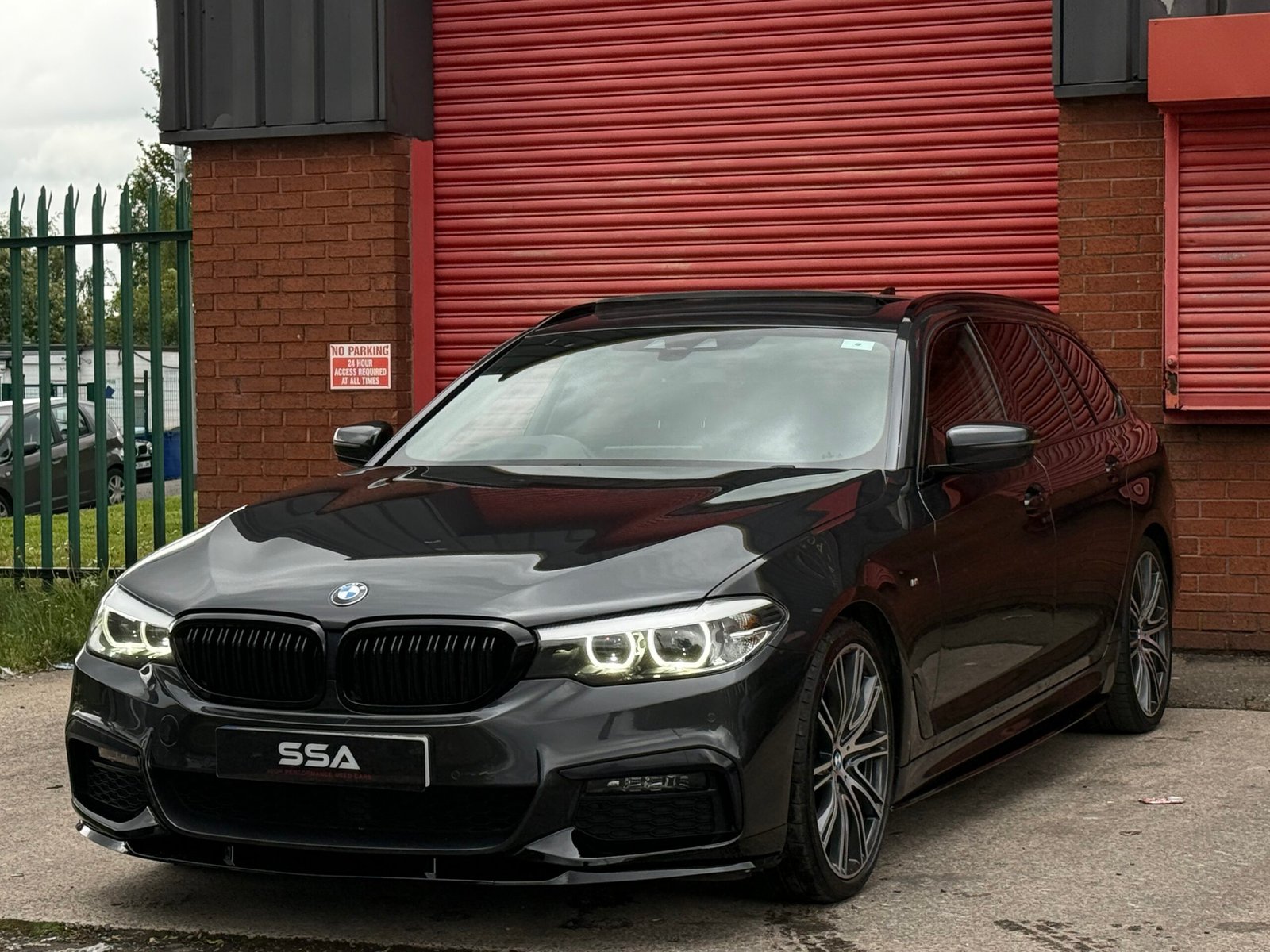 2019 BMW 530d M Sport Touring *PAN ROOF-COMFORT PACKAGE-REV CAM* Auto