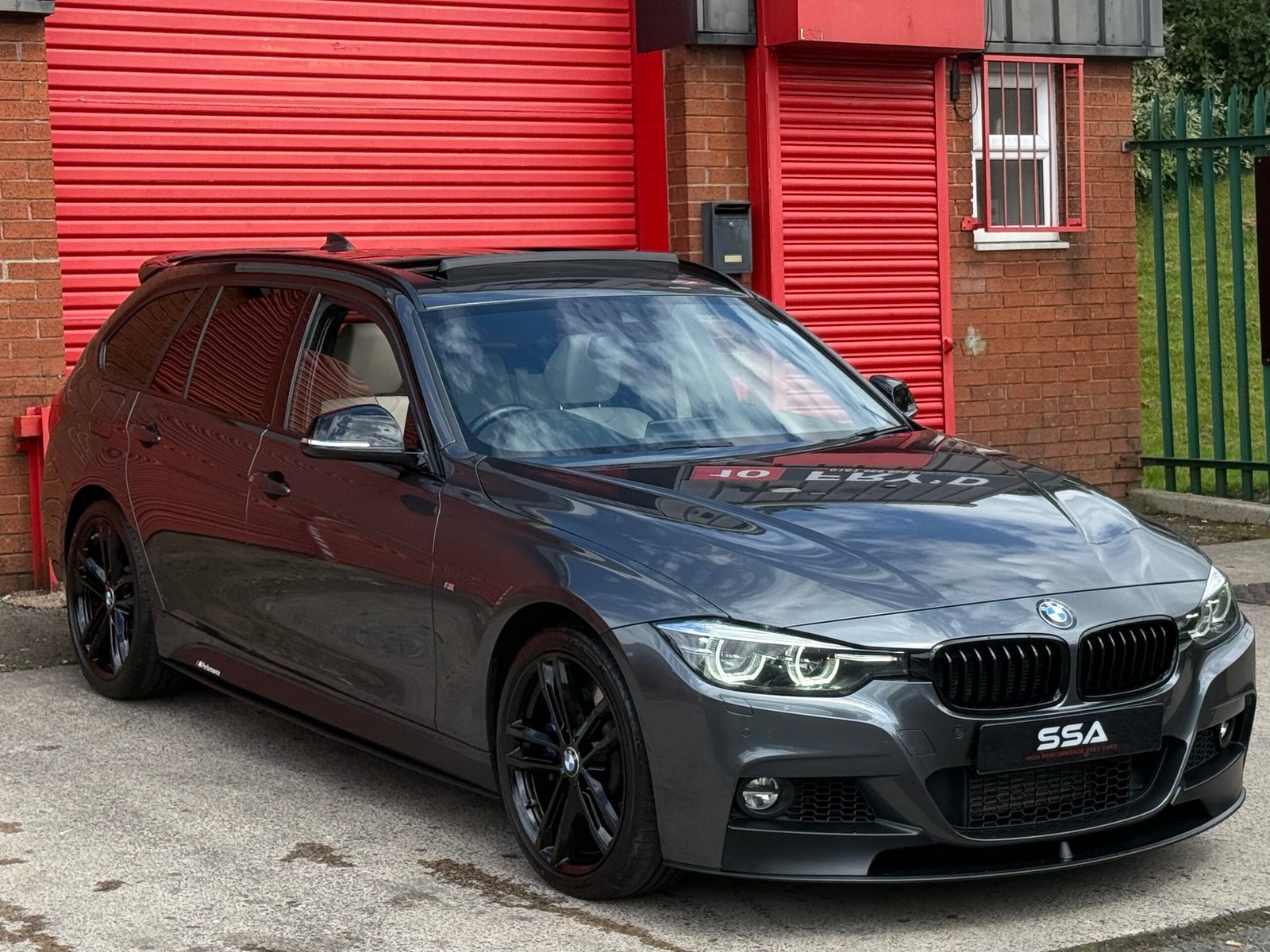 2018 BMW 335d M Sport Shadow Edition Touring *HUGE FACTORY OPTIONS+SUNROOF+DIGITAL DASH+HUD* Auto