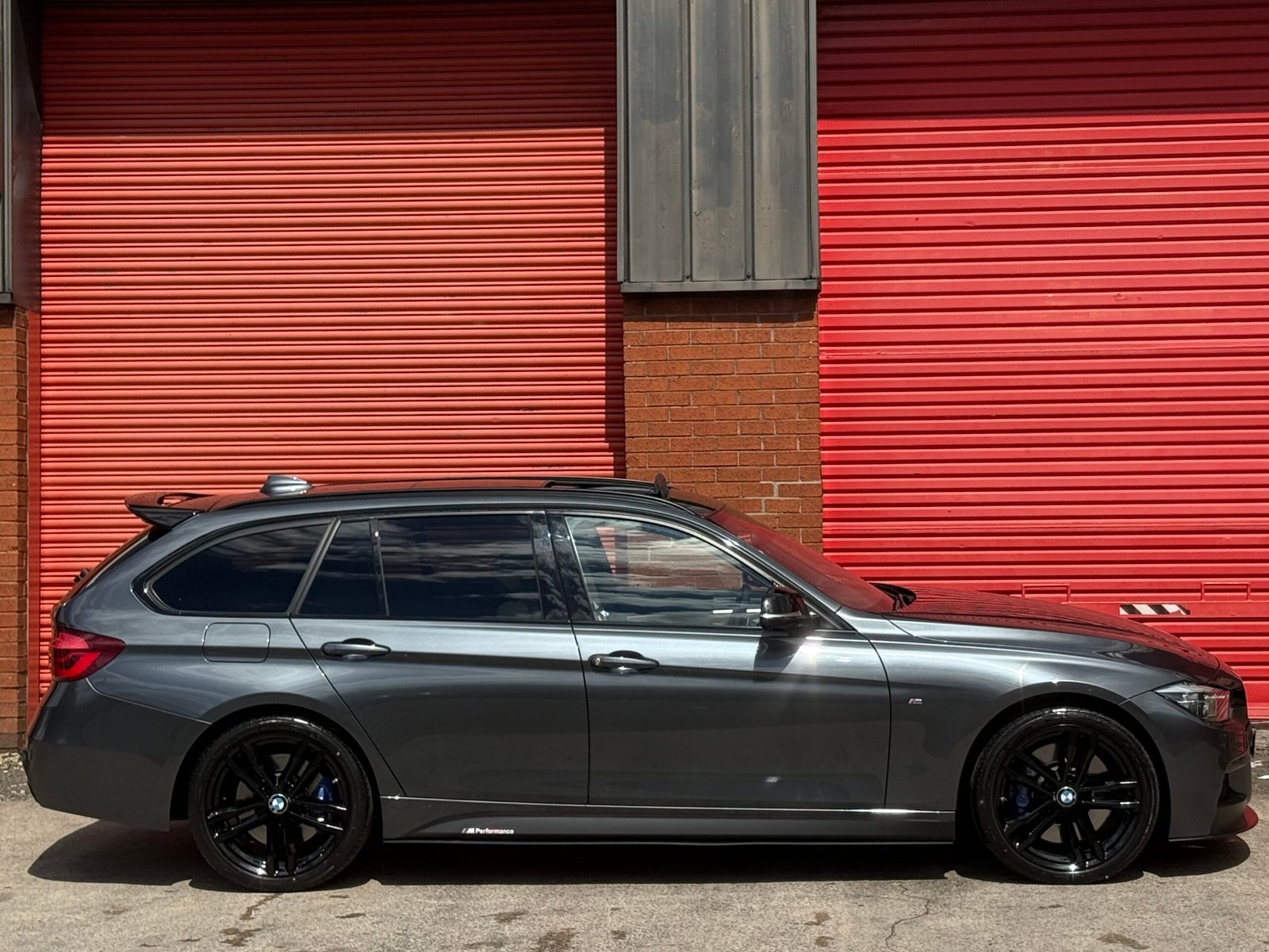 2018 BMW 335d M Sport Shadow Edition Touring *HUGE FACTORY OPTIONS+SUNROOF+DIGITAL DASH+HUD* Auto