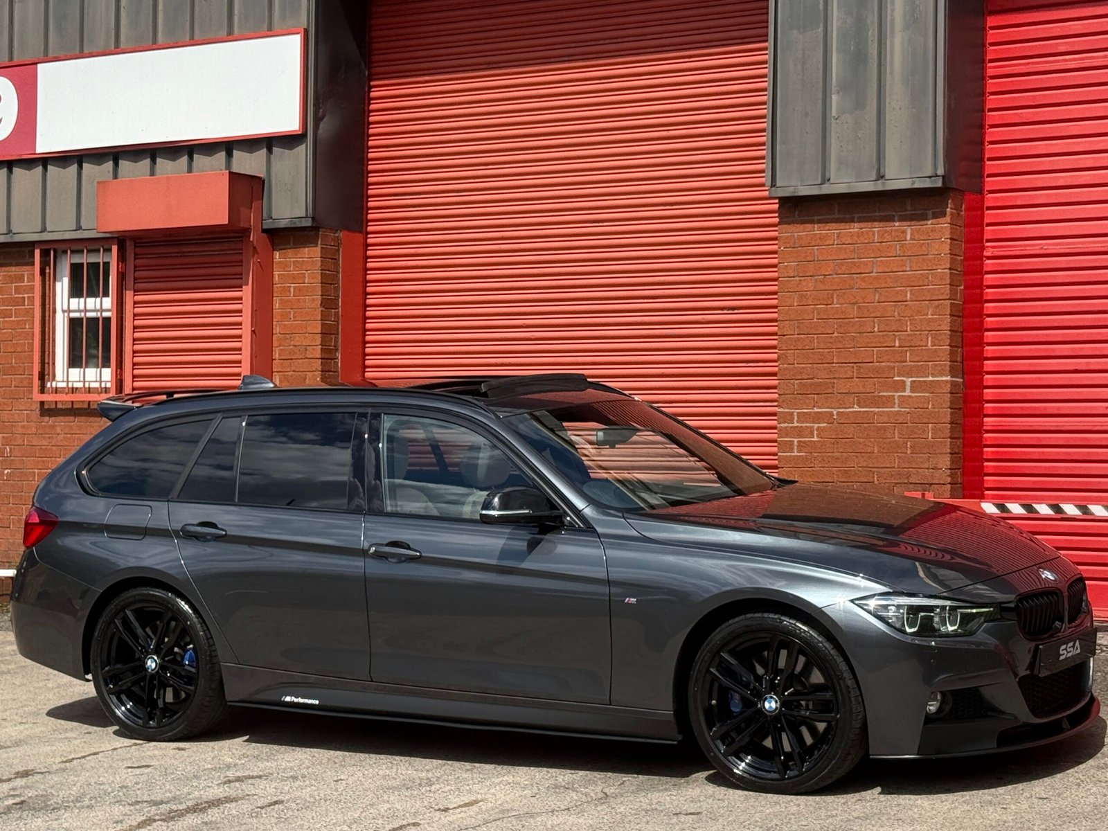 2018 BMW 335d M Sport Shadow Edition Touring *HUGE FACTORY OPTIONS+SUNROOF+DIGITAL DASH+HUD* Auto