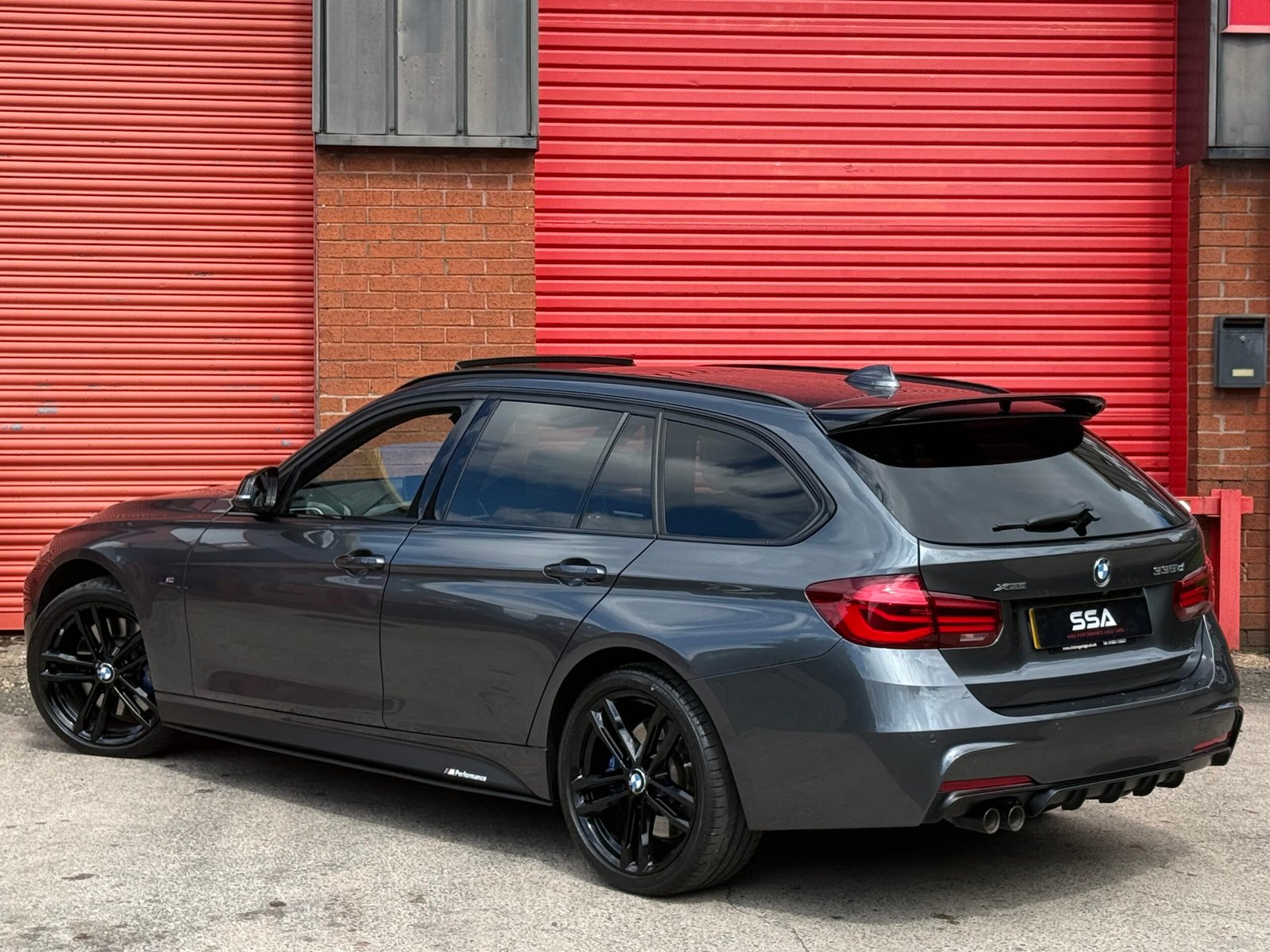 2018 BMW 335d M Sport Shadow Edition Touring *HUGE FACTORY OPTIONS+SUNROOF+DIGITAL DASH+HUD* Auto